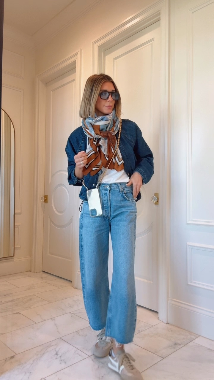 Pumpkin patch outfit idea! I’m 5’7 wearing size small in the top and jacket and 25 in the jeans.