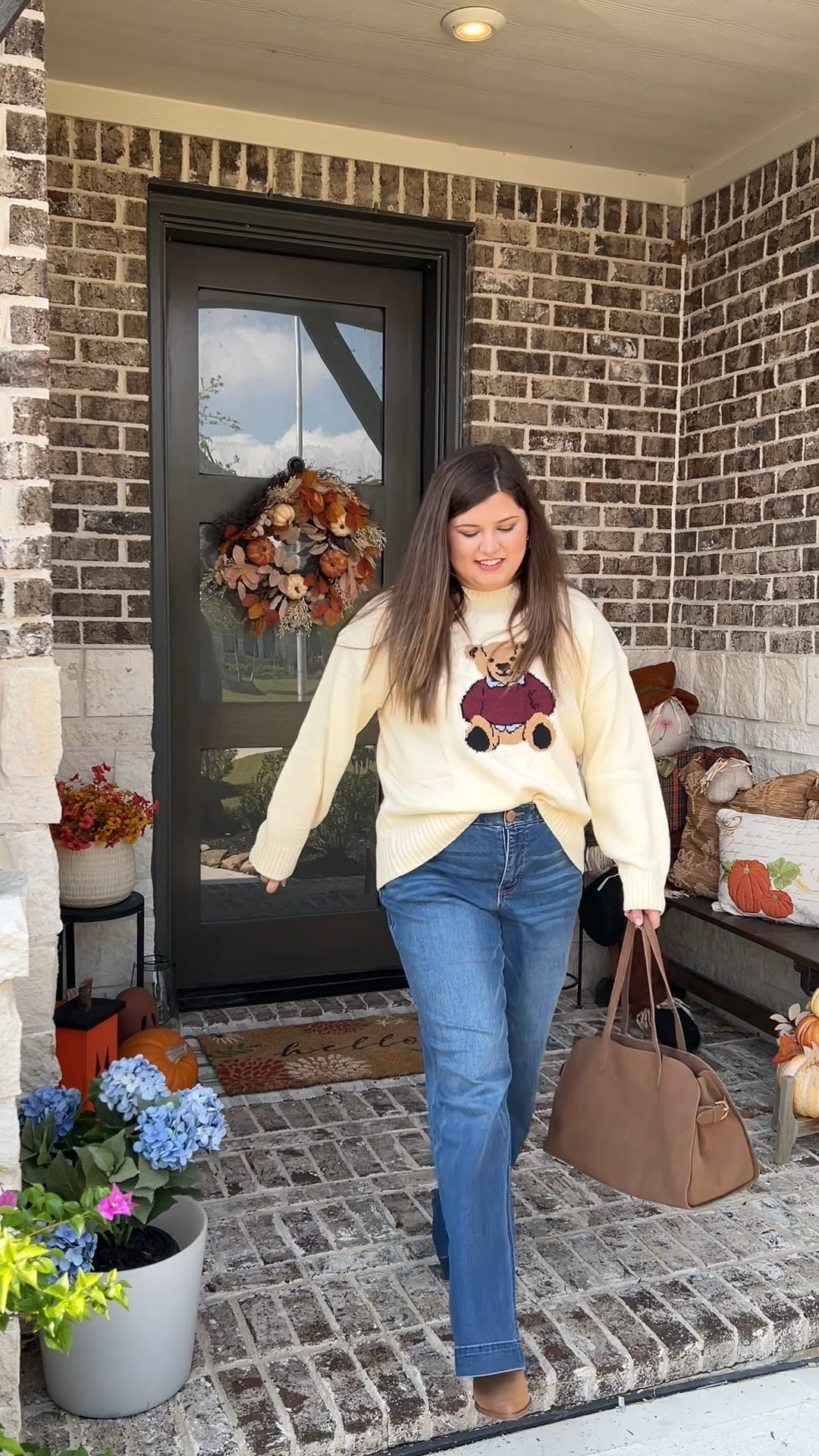 Walking in to fall in this comfy sweater, wide leg jeans, and feeling confident🍁

Wearing a size large in the sweater and size 14 in the jeans🫶

#LTKSeasonal #LTKStyleTip #LTKMidsize