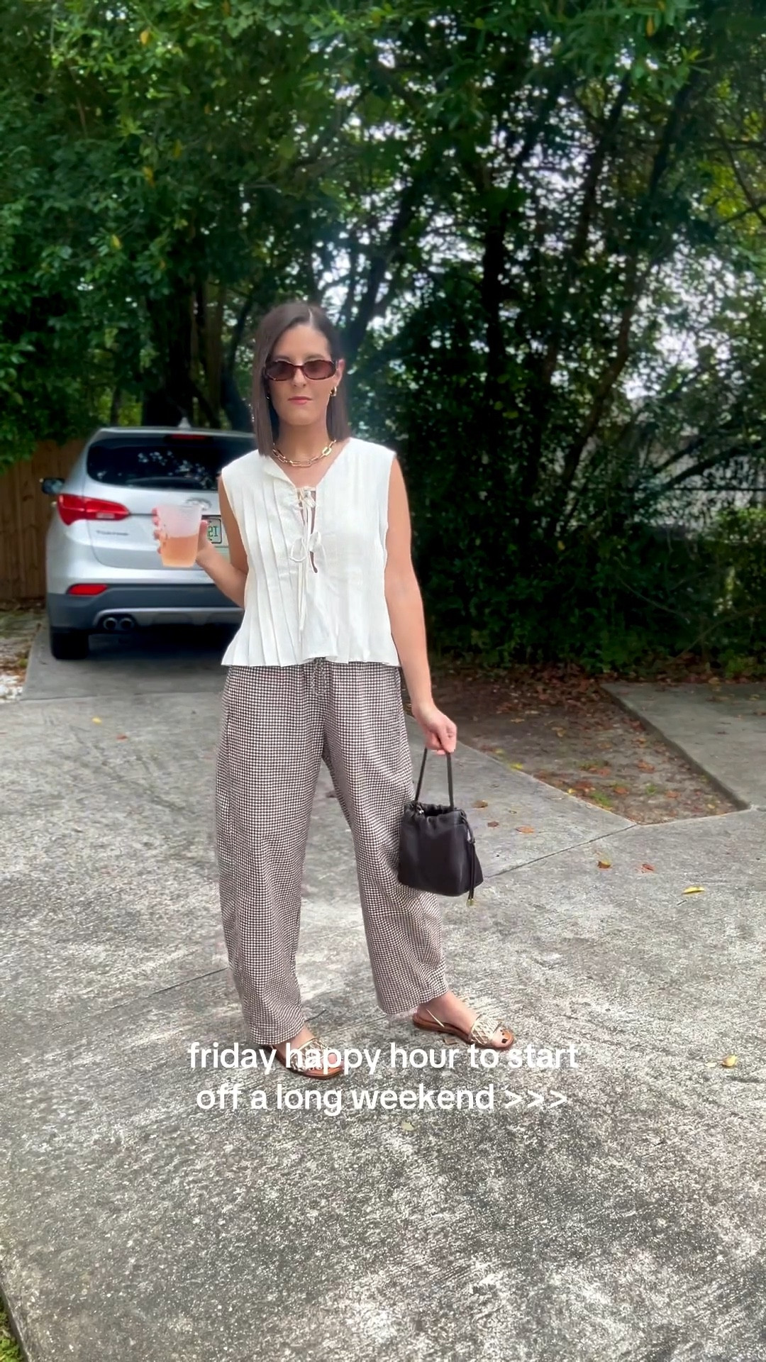 Top - Amazon, Small 
Pants - Abercrombie,  XS 
Shoes - Aldo 
Purse - H&M
Necklace - JCrew Factory 
Sunnies & Earrings - Amazon 

#LTKFindsUnder50 #LTKFindsUnder100 #LTKStyleTip