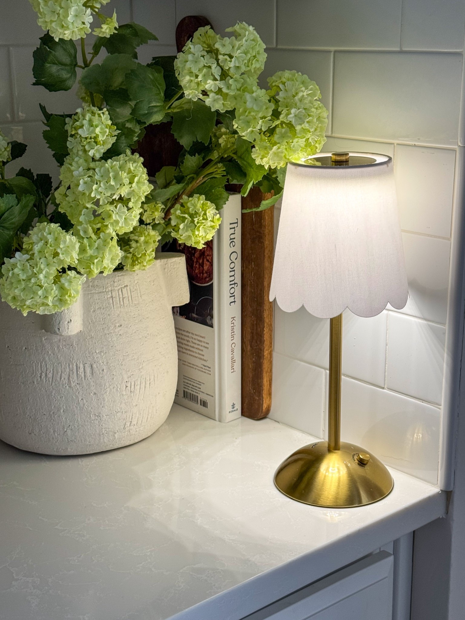 Kitchen nook rechargeable lamp

#LTKmomlife #LTKHome #LTKselfcare