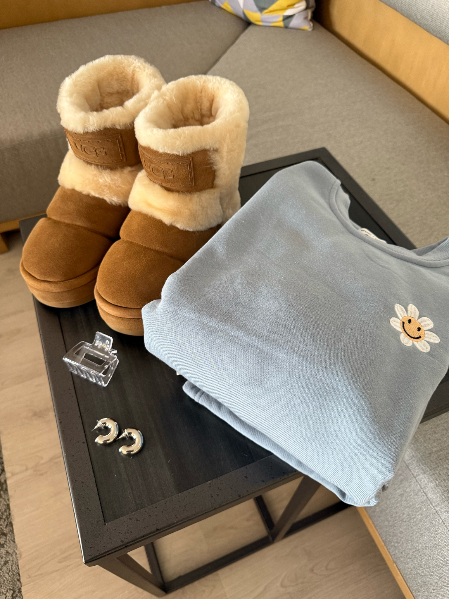 Coziness galore! 🌟 

#LTKGiftGuide #LTKShoeCrush #LTKStyleTip