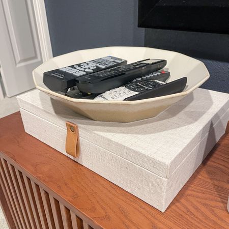 Studio McGee home decor is on sale in the Target Circle App., including this bowl that’s perfect for remote controls! Make sure you clip all of the Studio McGee Circle offers!

Linking some of my favorites that are on sale!


#LTKsalealert #LTKFind #LTKhome