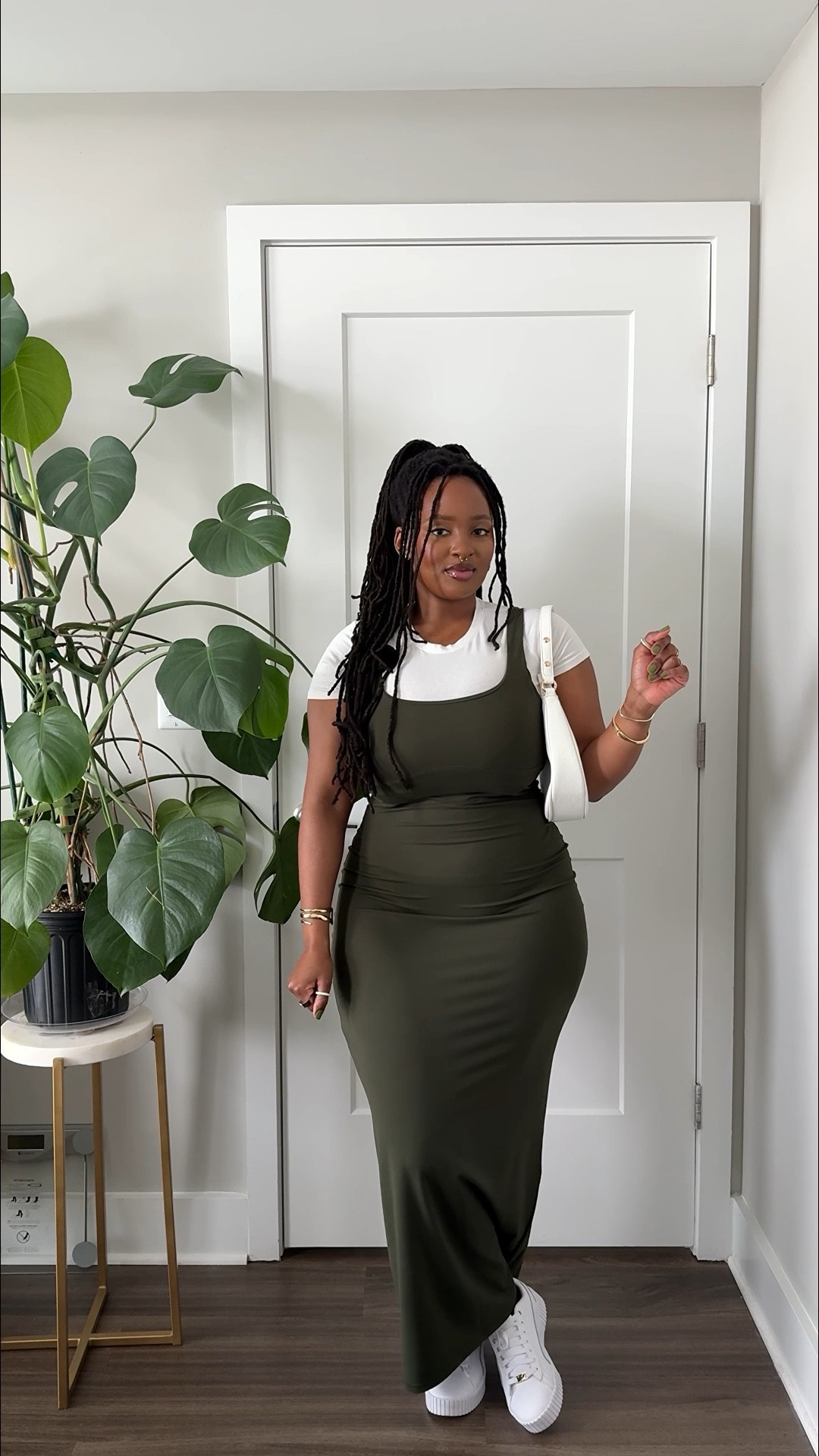Style with me! Today I’m styling an athlete maxidress from @Fabletics 
I’m going for cute and comfortable 
Top @good American 
Sneakers @puma 
Bag @amazon 
Fragrance @PHLUR @Sephora 
Spring fashion, outfit Inspo, get dressed with me

#LTKgrwm #LTKActive #LTKootd