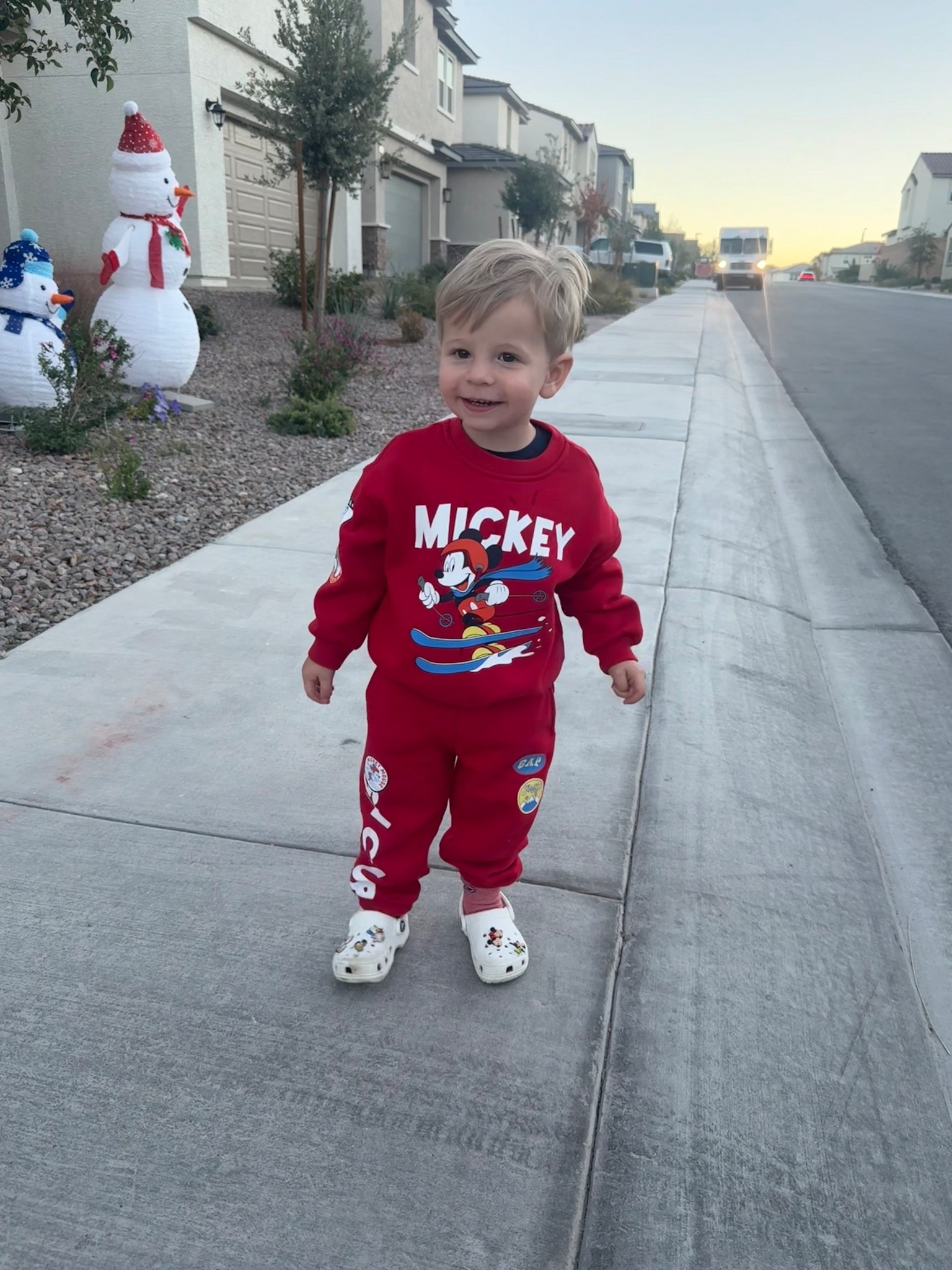 Perfect toddler sweats for Disney in the winter 