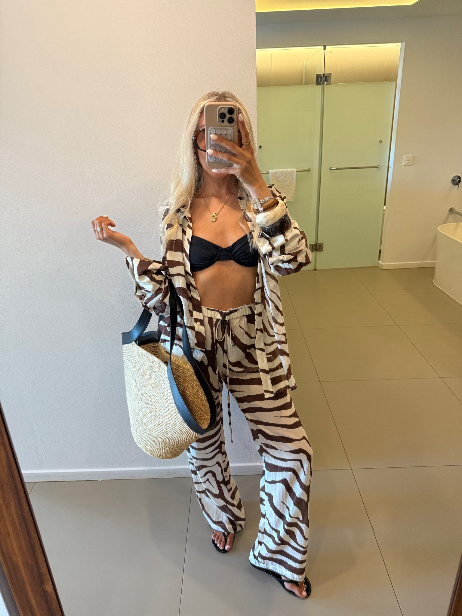 Bag is old Mango 
Everything else is linked! 

#LTKootd #LTKHoliday #LTKTravel