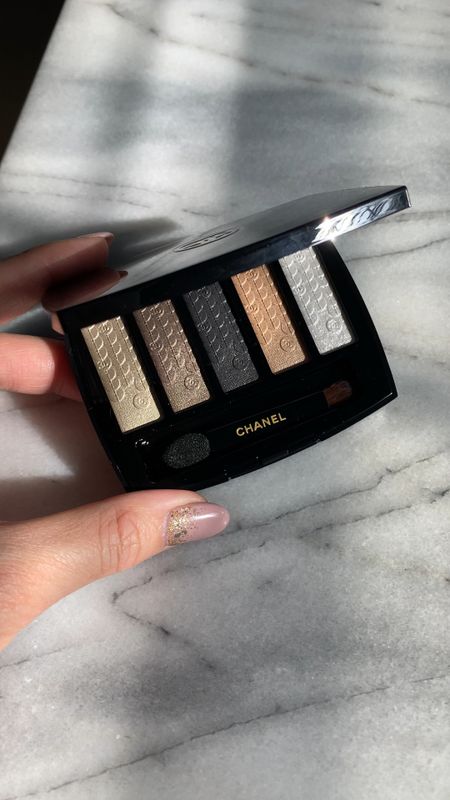 I normally don’t do shimmer or metallic eyeshadows, but this eyeshadow palette from Chanel’s 2023 holiday collection was too good to pass up!!! 

Don’t let it intimidate you. Online tutorials can help you figure out how to work this into your makeup routine!

Also makes a great gift for the beauty lover in your life!

#LTKHoliday #LTKGiftGuide #LTKbeauty