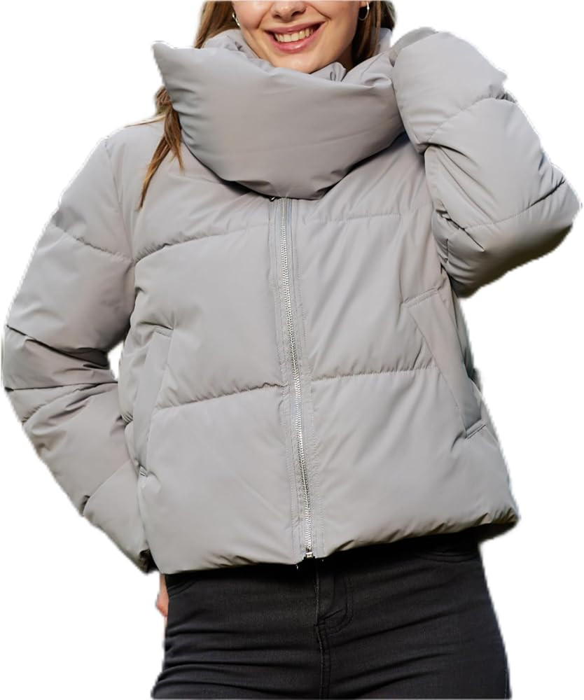 XWEAIJ Women's Fluffy Long Sleeve Coat Winter Quilted Short Fashion Long Neck Down Coat With Pock... | Amazon (US)