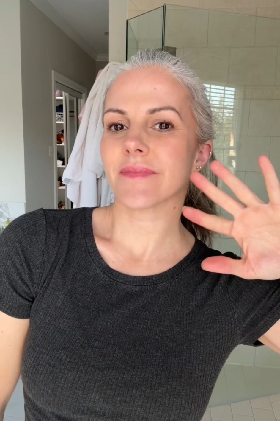 5 minute makeup

#LTKOver40 #LTKStyleTip #LTKFindsUnder50