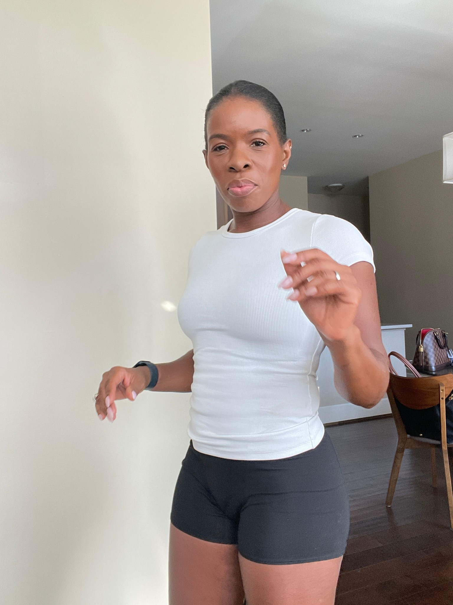 Wearing Knix sculpt rib tee M and leakproof cotton boxer brief in S

Knixpartner

#LTKOver40 #LTKMothersDay #LTKselfcare