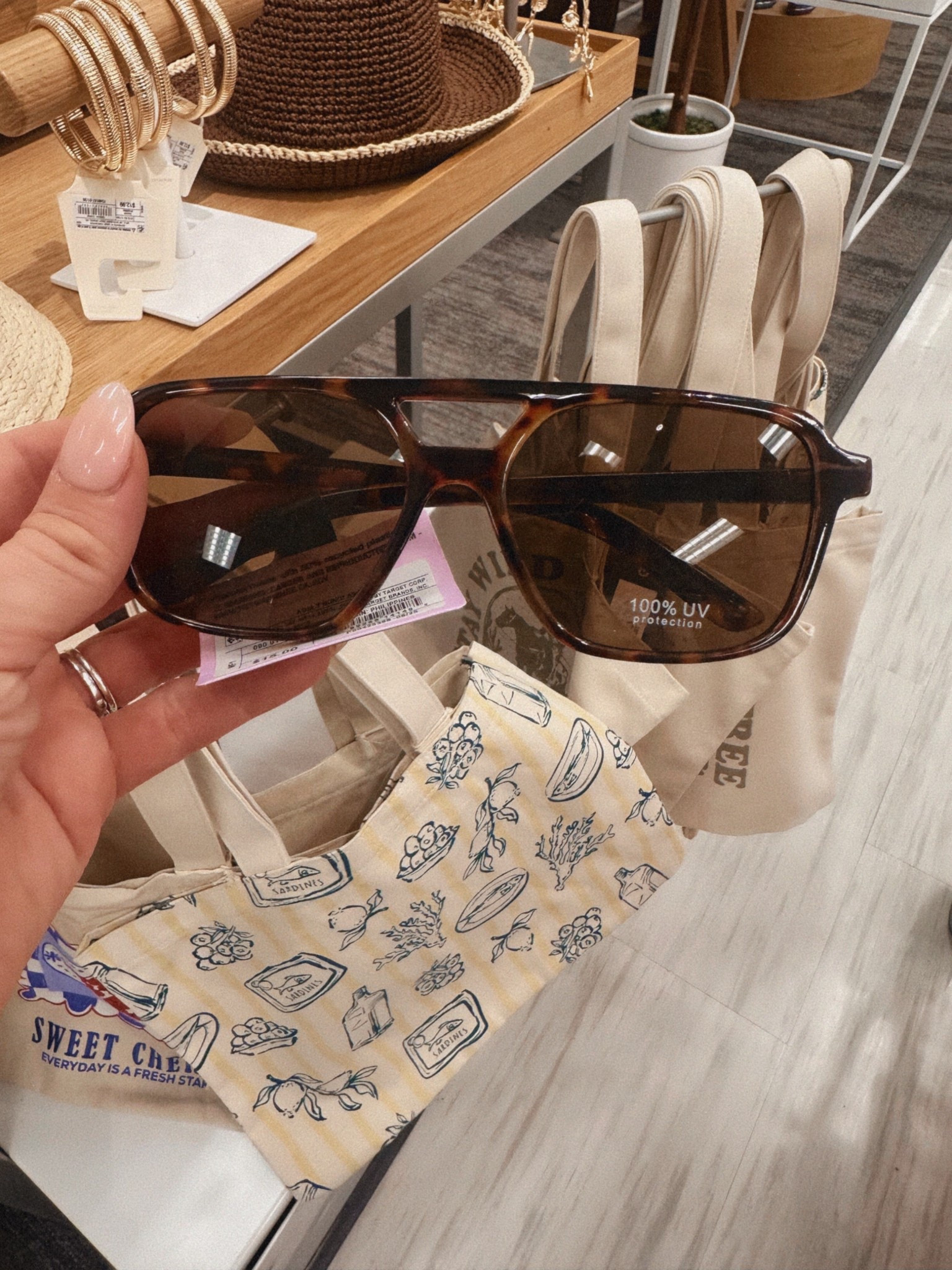 Picked up these cute new shades for under $15!!😎