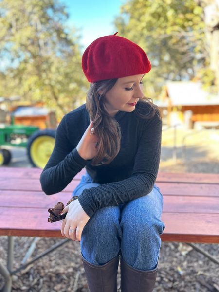 Mom jeans
Beret
Red lipstick
Black western belt 
Fall outfit
Fall style 
Affordable fashion and beauty 

#LTKHoliday #LTKSeasonal #LTKbeauty