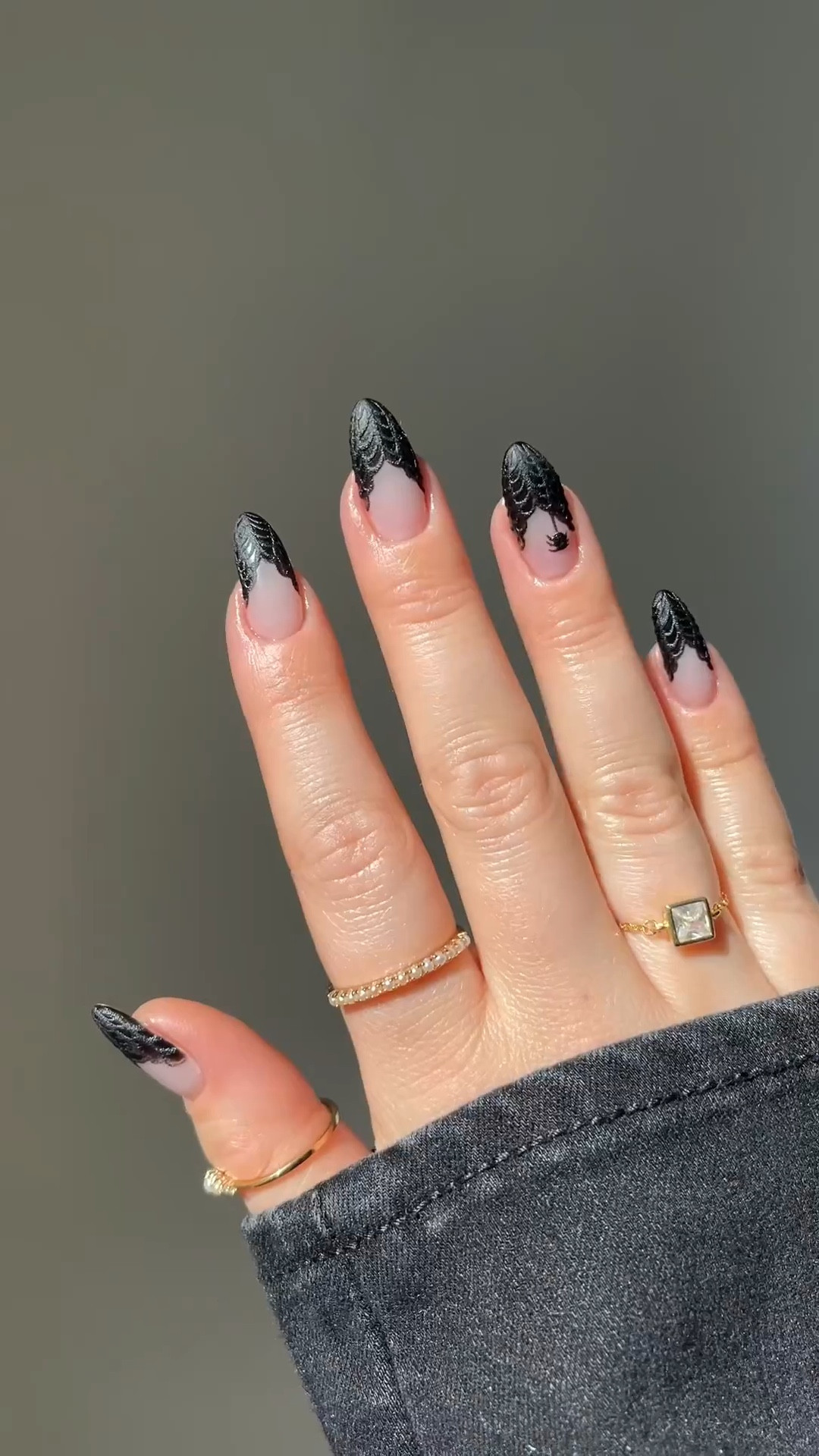 Would you wear these for Halloween? 🕷️🕸️♠️ 

Links are in my bio. 🖤 

#halloweennails #nailtrends #nailtutorial #diynails #naturalnails #nailboopartner

#LTKHoliday #LTKHalloween #LTKbeauty