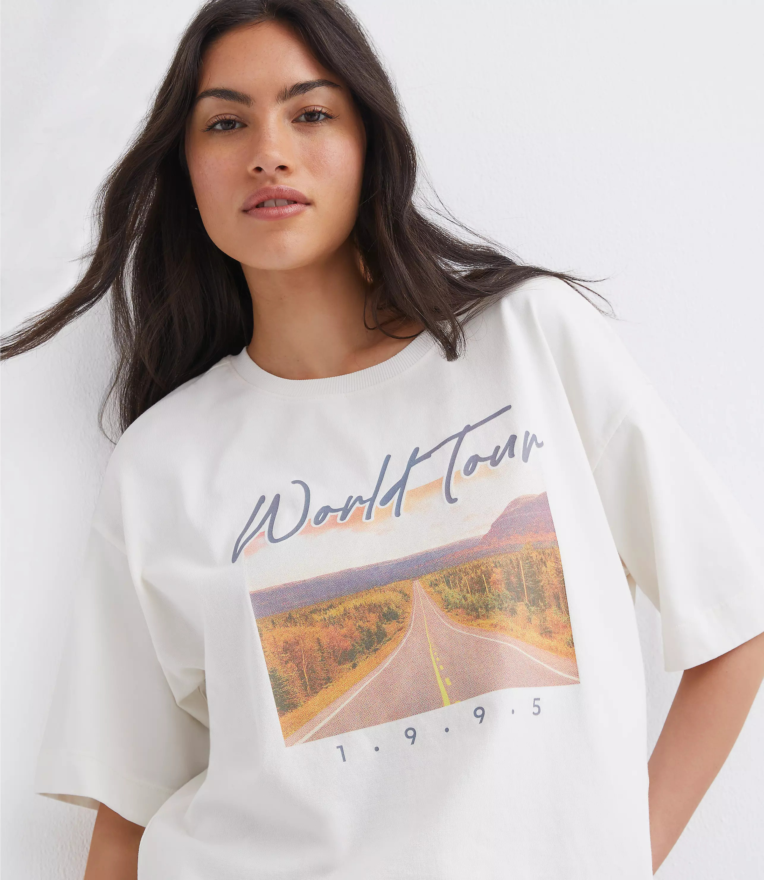 World Tour Modern Tee | LOFT