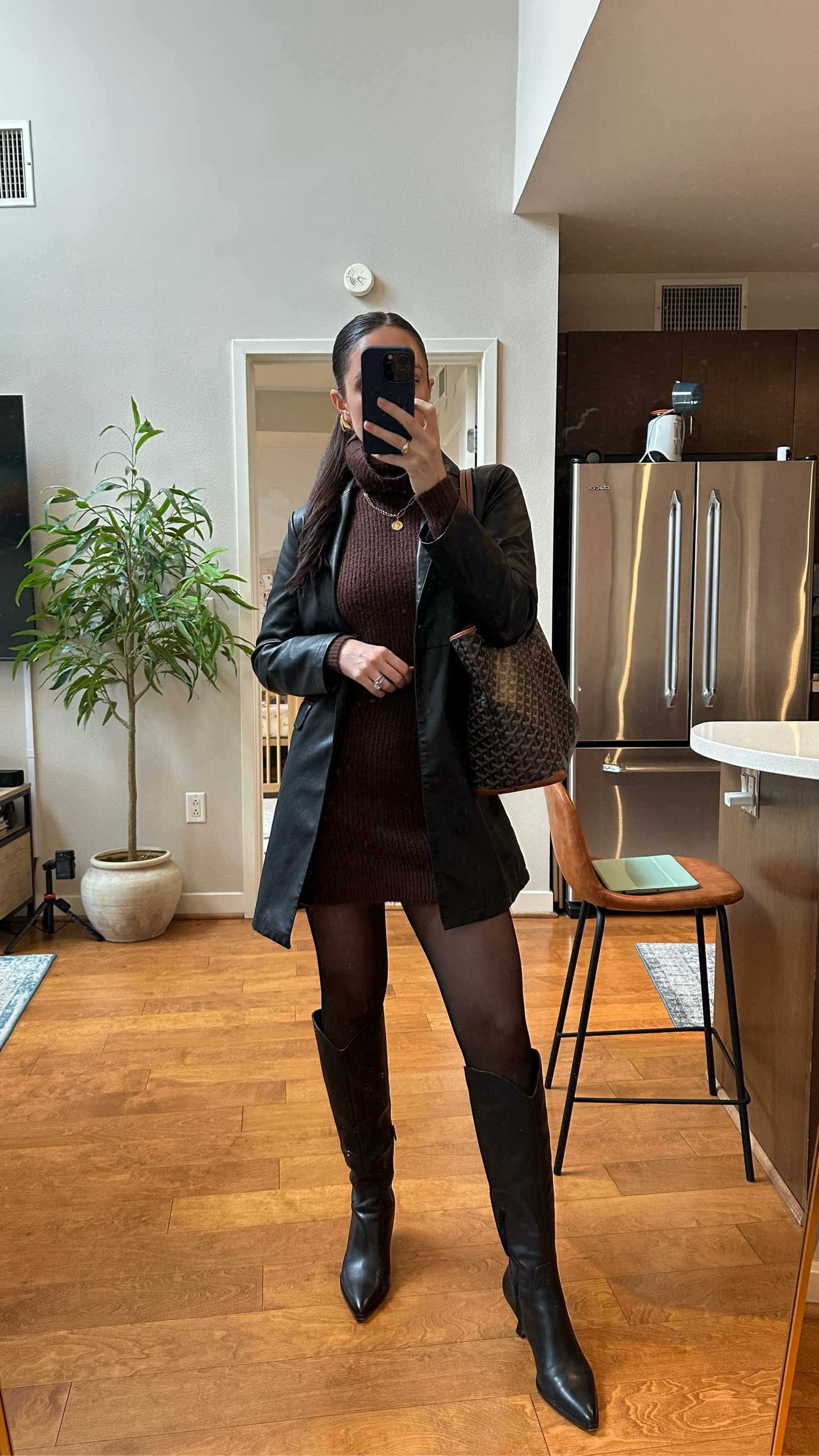 Leather blazer S
Turtleneck sweater S
Tights S
Black knee high boots 7.5
Goyard St. Louis 

#LTKFindsUnder100 #LTKWorkwear #LTKShoeCrush