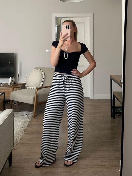 been on the hunt for some comfy stripe trousers and these are perfect! Such a good price & all sizes in stock - I’m wearing size small and I’m size 6/8 😍

#LTKSeasonal