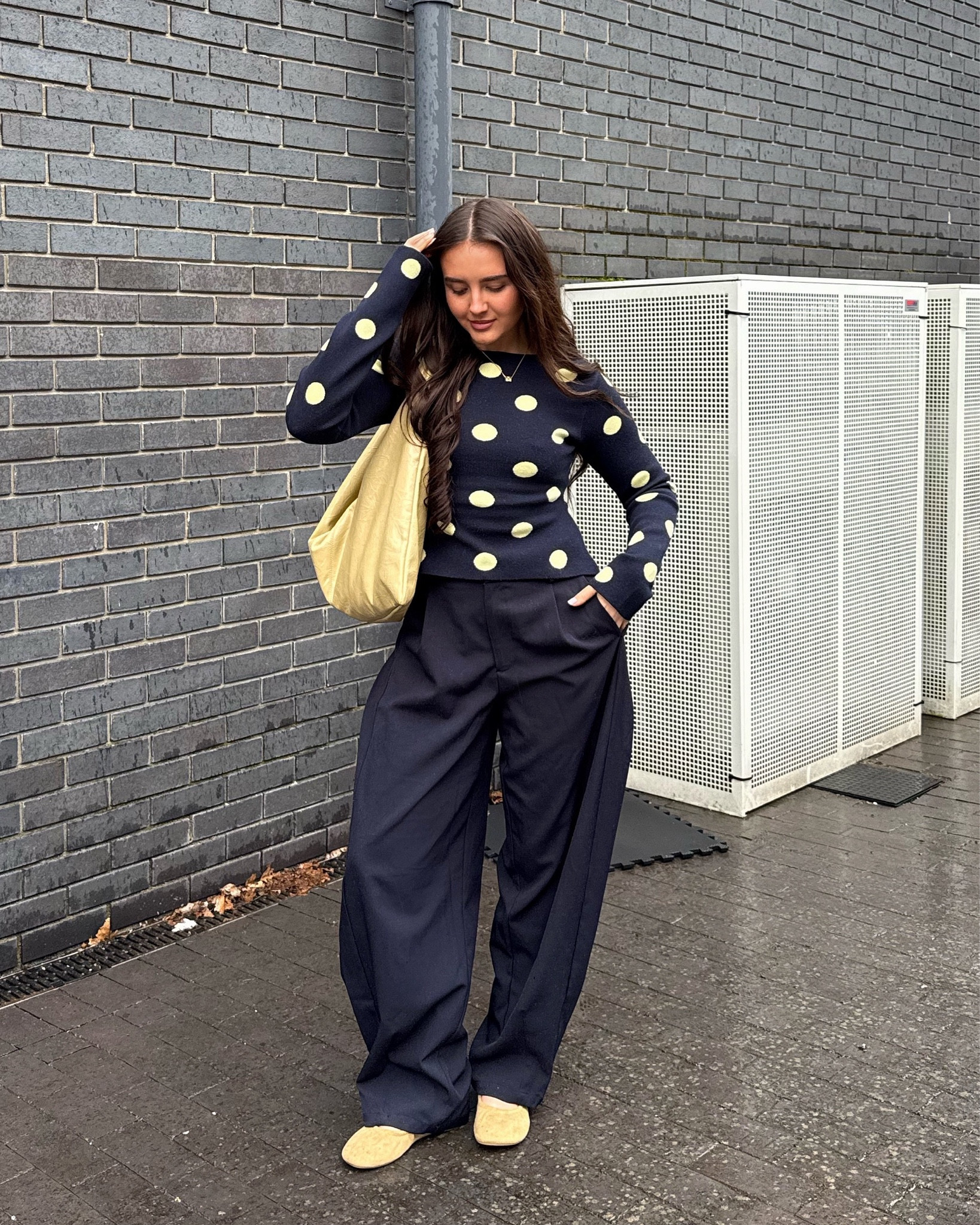 both the top + bag are currently oos — but here’s the details:

top: “fine knit slash neck jumper in navy polka dot” 

bag: “asos design textured slouchy jumbo tote bag buttermilk” 

[ asos new in, polka dot, fashion trends, street wear, high street fashion ] 

#LTKuk #LTKspring #LTKstyletip