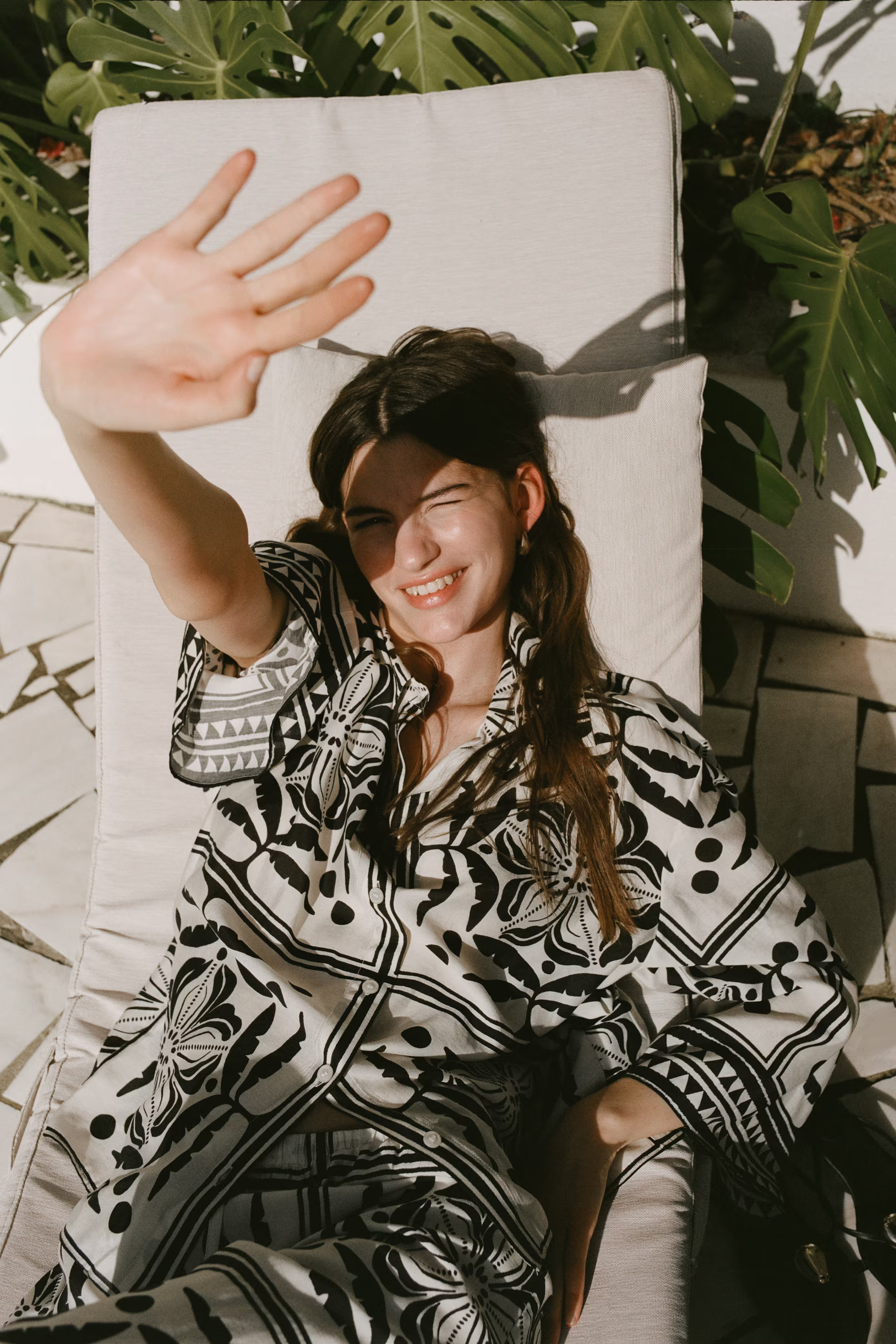 Loose-fit shirt - Cream/Black patterned - Ladies | H&M GB | H&M (UK, MY, IN, SG, PH, TW, HK)