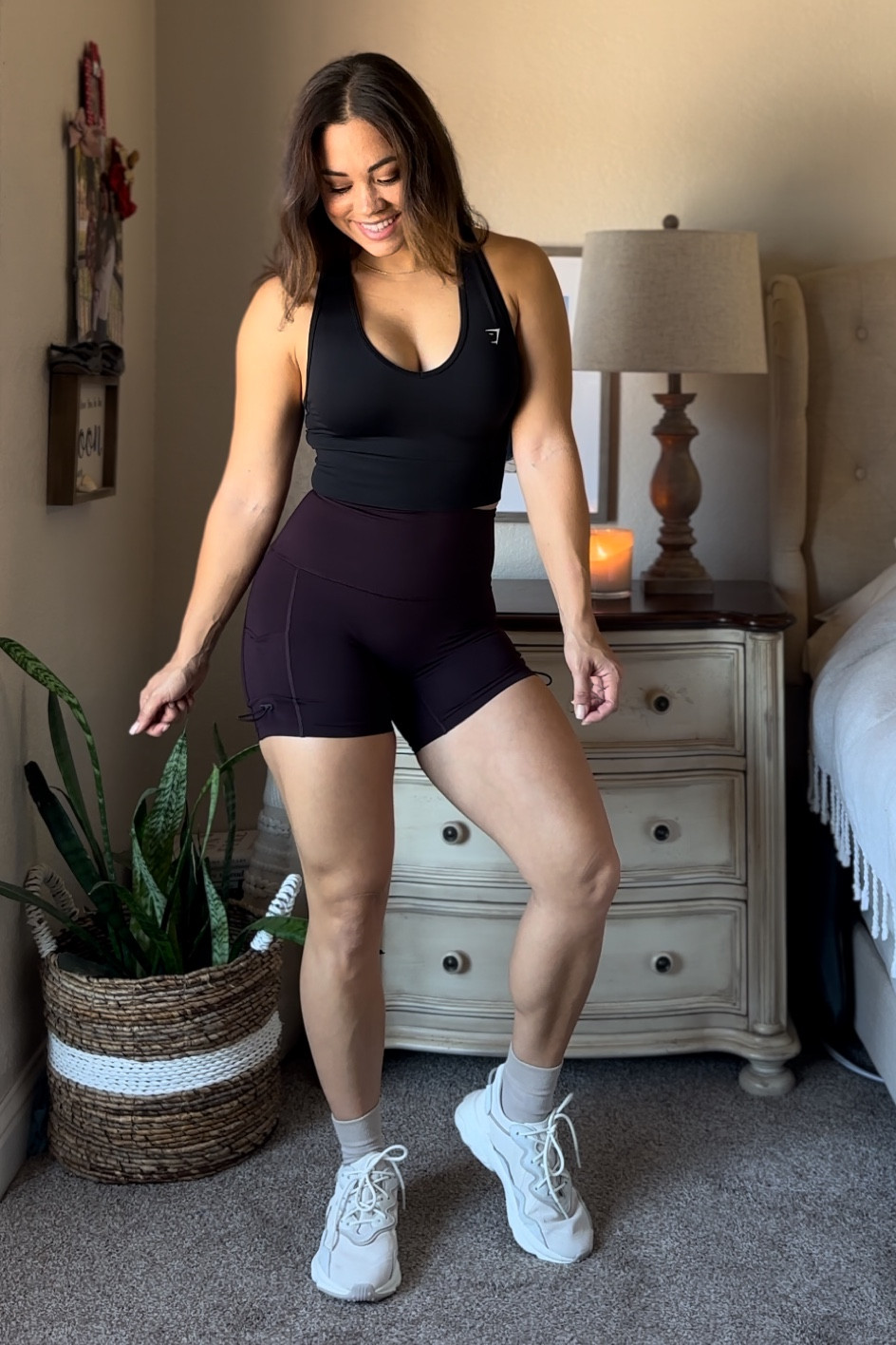 This tank is so stretchy and soft. Has a thick waste band so it’s not moving! Wearing my absolutely favorite shorts from Gymshark from the legacy line 