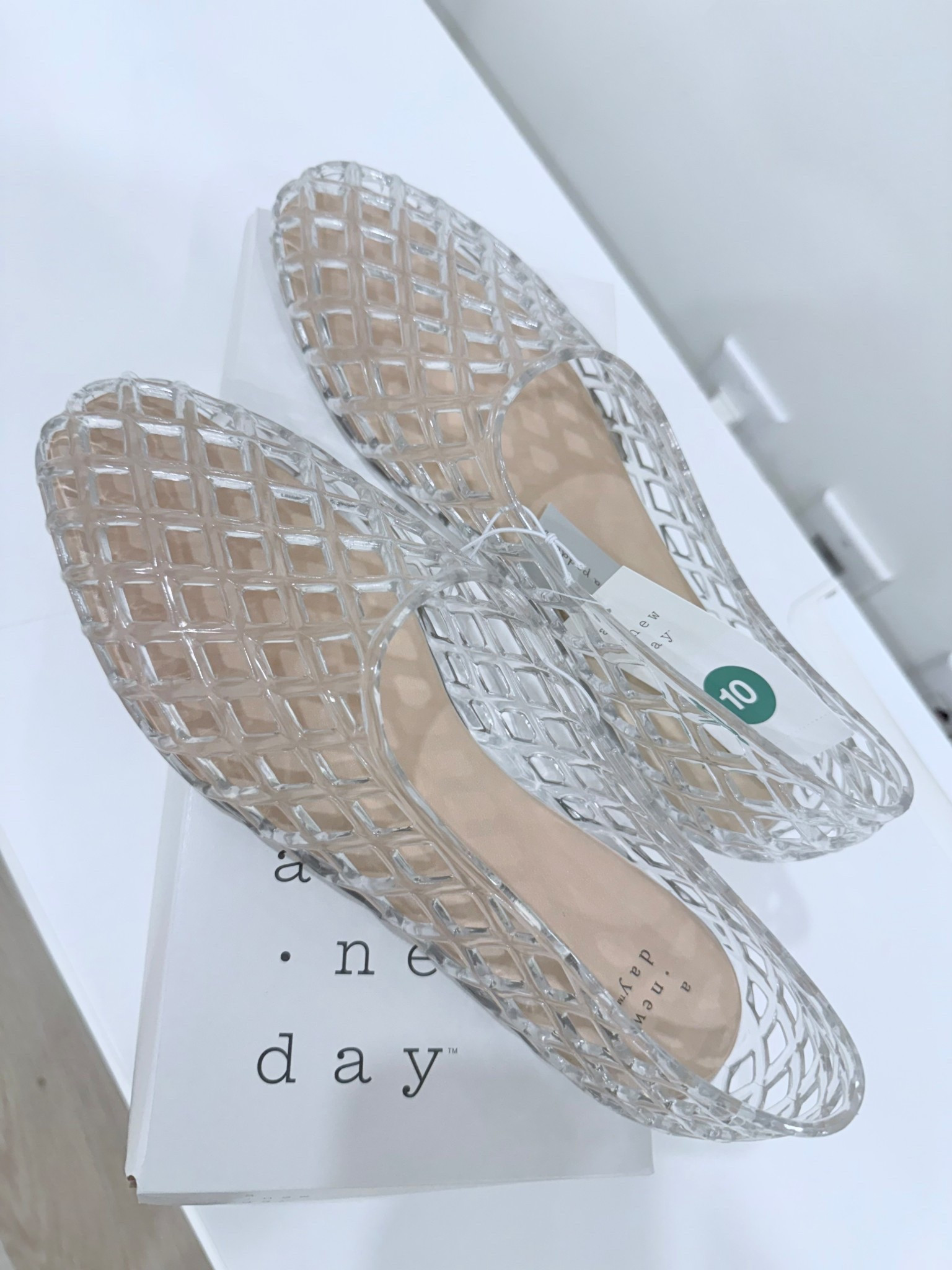 These jelly sandals from Target are taking me straight back to the 90s — and I’m not mad about it 💖 Comfy, cute, and under budget. 

#TargetStyle #JellyShoes #LTKFinds #BudgetFriendlyFashion #NostalgiaStyle #StyleOnABudget #LTKSummerStyle #90sVibes #TargetFashionFinds #ComfyAndCute #ShopMyLook

#LTKFindsUnder100 #LTKSeasonal #LTKSaleAlert