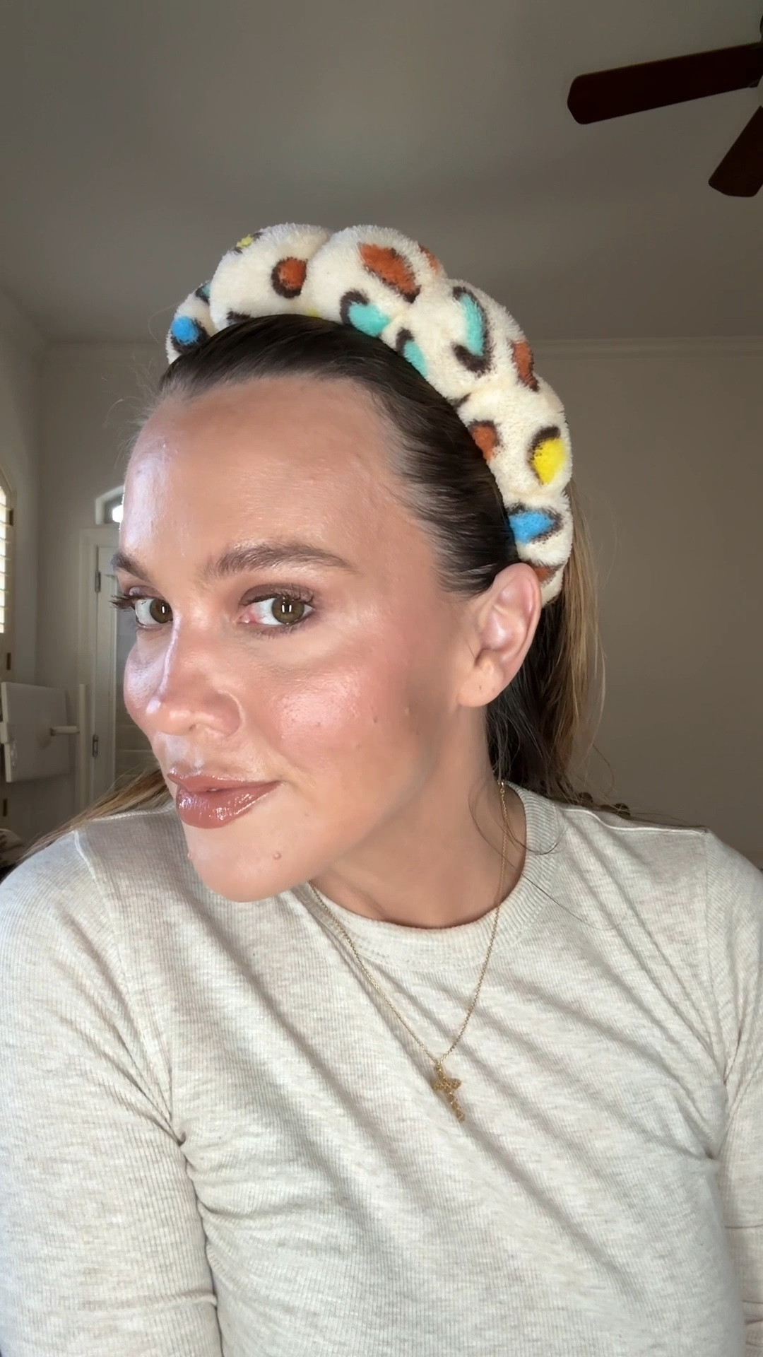 My fall lip currently! I’ve also been super into brown mascara!!

gloss - bubble 
liner - biscuit 
lipstick - exposed 
fall makeup, fall beauty, sephora, mascara, brown mascara, lip combo, fall lip, makeup routine

#LTKBeauty #LTKSaleAlert