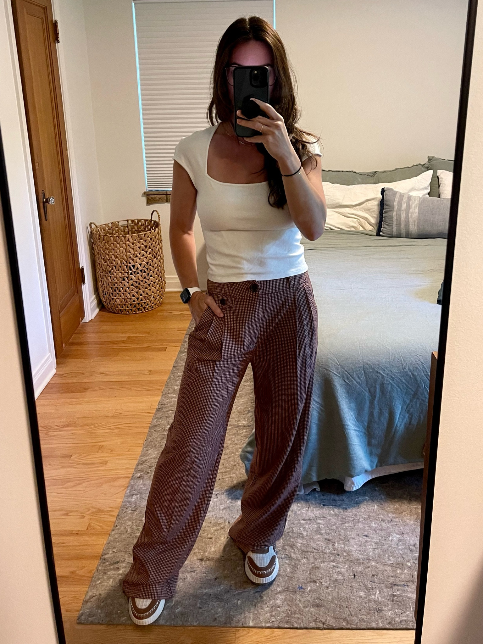 These pants are as good as it gets 🎯 

Wearing a size 2 but want to try a 0 (5’5” / 125lbs)

#LTKstyletip #LTKworkwear #LTKfindsunder50