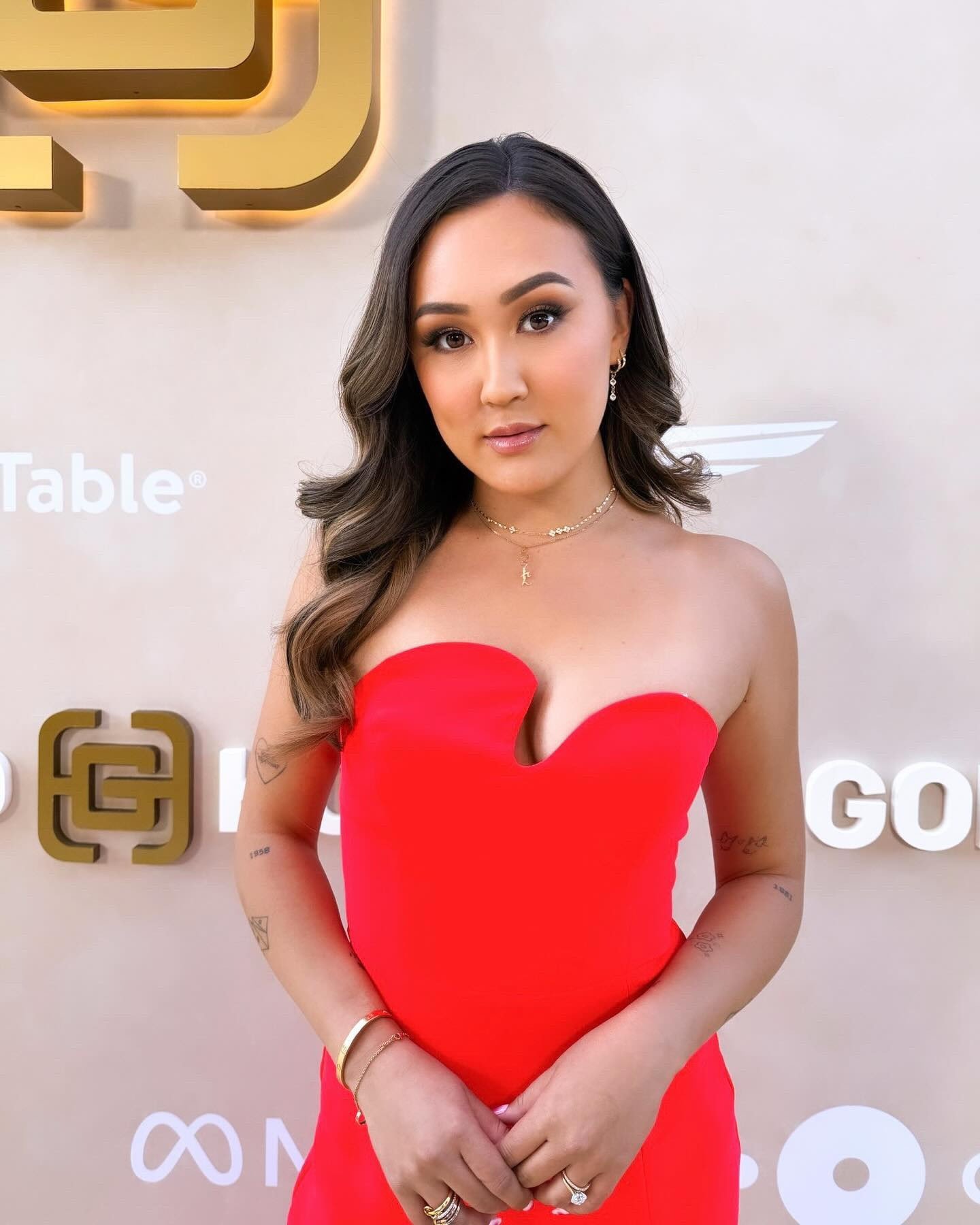 it was such an honor to be invited to this year’s @goldhouseco #GoldGala 🥹💖 screamed and fangirled my way through the night, being surrounded by such talented AAPI individuals ✨