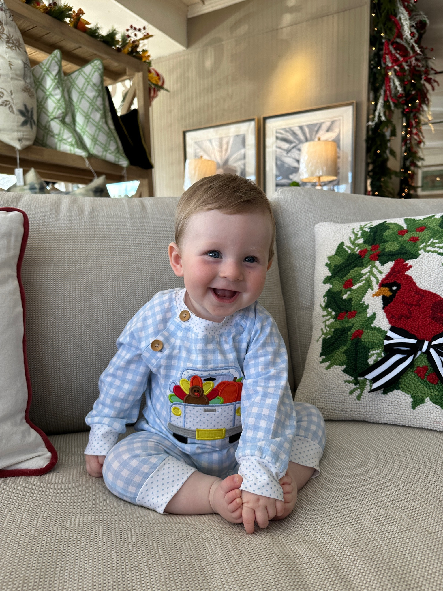 This little turkey is ready for his first Thanksgiving 🦃