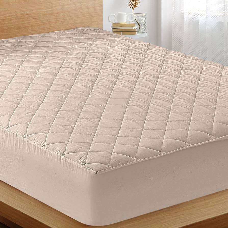 Utopia Bedding Quilted Fitted Mattress Pad (Queen), Elastic Fitted Mattress Protector, Mattress C... | Amazon (US)