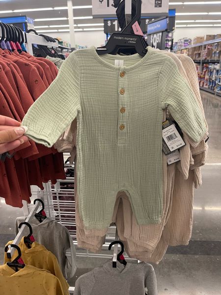 Gauze baby onsie outfit for fall- super breathable and lightweight for fall weather! 


#baby #fall 

#LTKbaby #LTKSeasonal #LTKsalealert