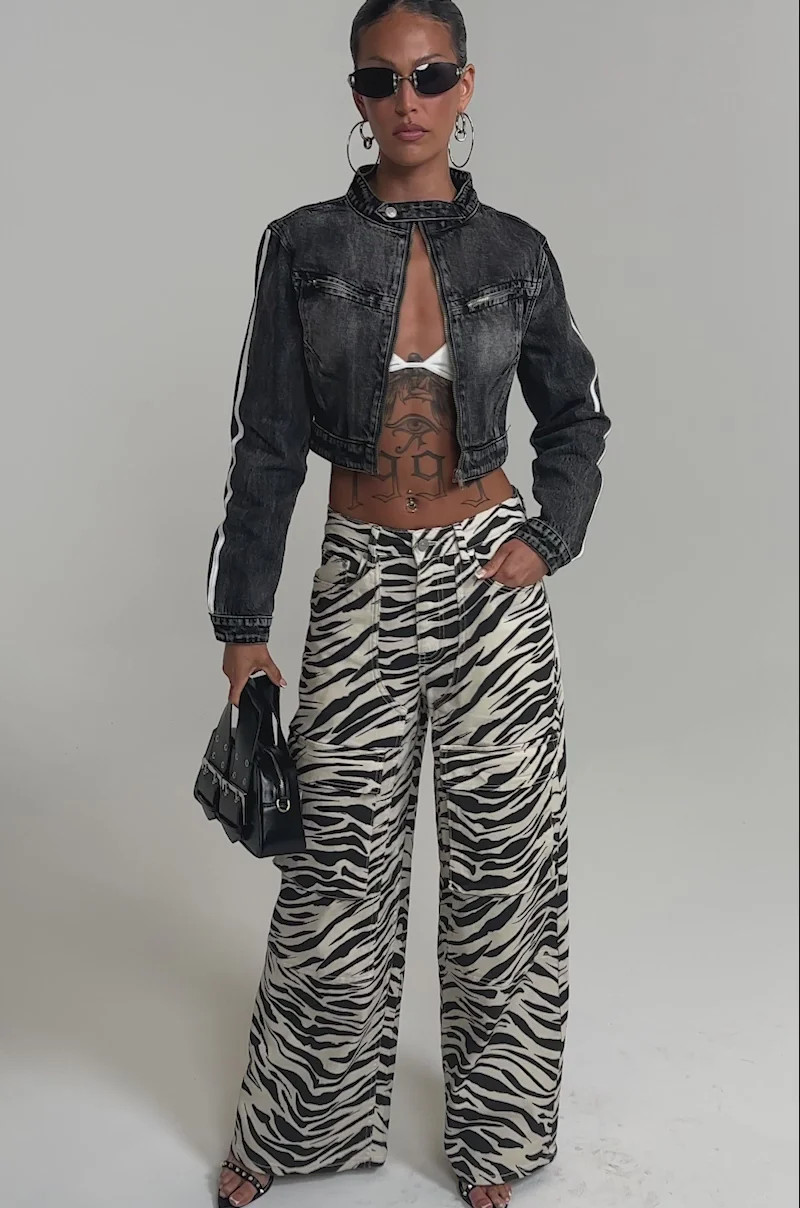 IN THE WILD ZEBRA DENIM | AKIRA