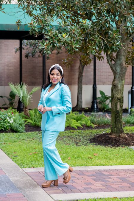 Spring office outfit inspo!🩵🤍

Work outfit. Office outfit. Blue blazer. Trousers. Spring outfit. Women’s work suit.

#LTKstyletip #LTKworkwear #LTKshoecrush