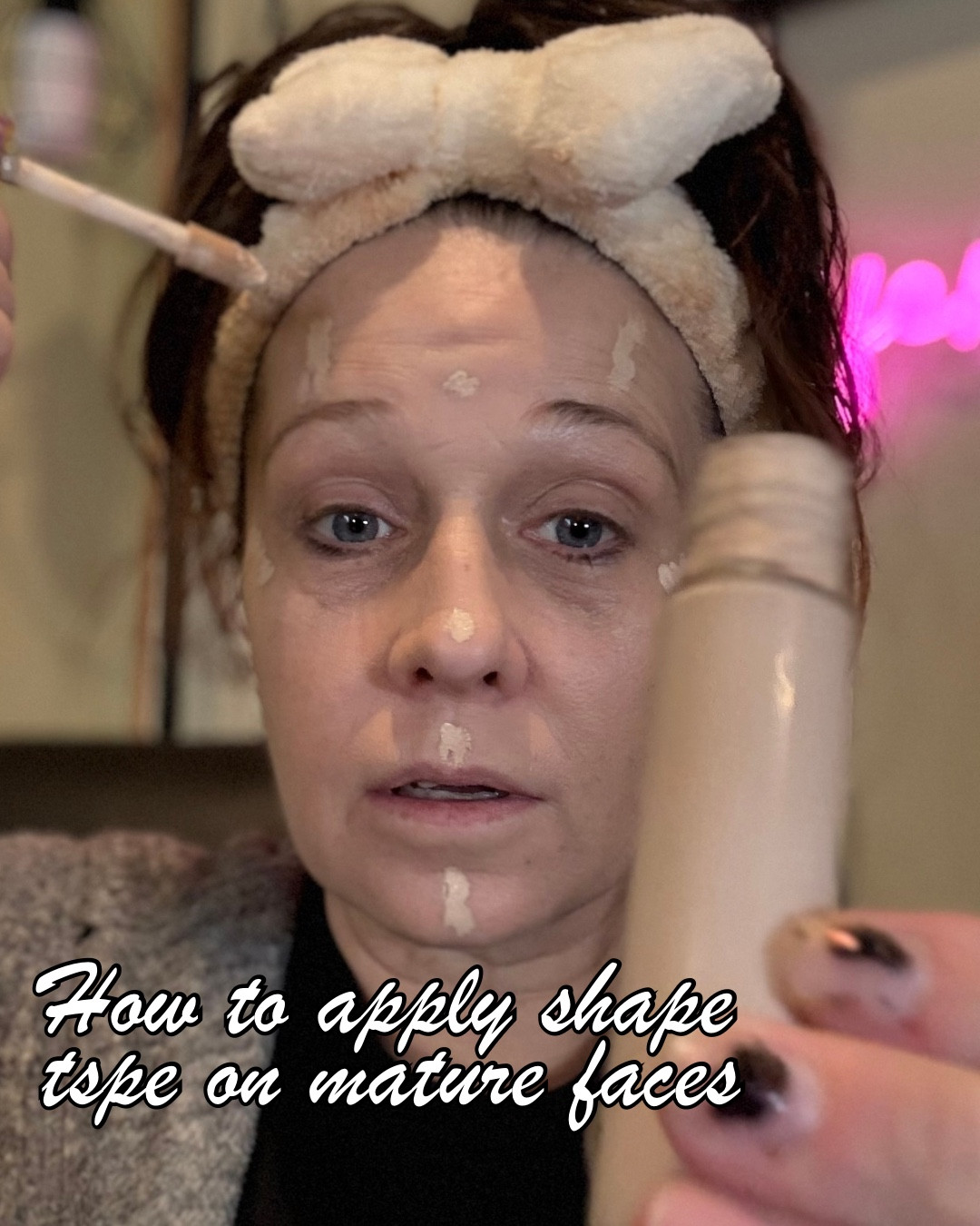 How to use Tarte Shape Tape on mature skin ✨
At 50, I’ve learned you can’t apply concealer the same way as the young ones—and that’s okay 😉 it’s all about technique.
Use a shade a couple tones lighter than your skin for that lifted effect. Instead of loading it under your eyes, place it on the outer corners and blend UP to lift. Add a little to your nose, forehead, chin, and upper lip, then blend it all in for a soft glow.
I also like to place a few dots above the arch of my brow and blend up—instant lift.
If you have dark circles, use a color corrector first. Heavy concealer under the eyes can look tight and dry, so think less coverage, more strategy.
It’s all about creating lift with light and placement… a little optical illusion magic ✨
#MakeupOver40 #MatureSkinTips #ShapeTape #AgelessBeauty #BeautyHacks

#LTKBeauty #LTKSaleAlert #LTKOver40