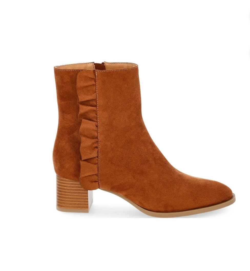 Adorable and $15 💕