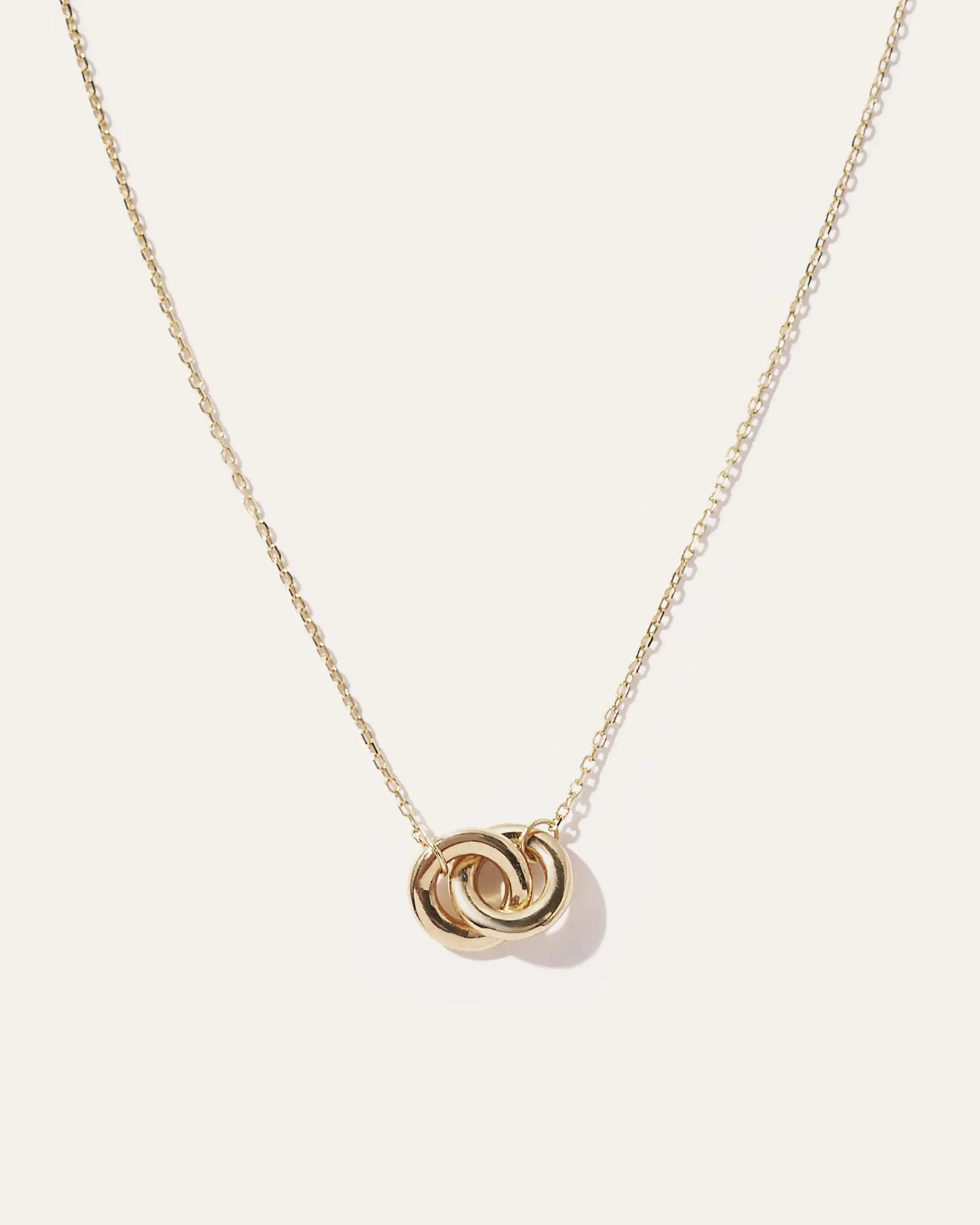 14K Gold Interlock Necklace | Quince