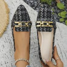 Women Pointed Toe Flat Shoes SlipOn Style Metal Chain Detail Suitable For Daily Wear And Matching With Skirts Black And White Colors Available In Size | SHEIN