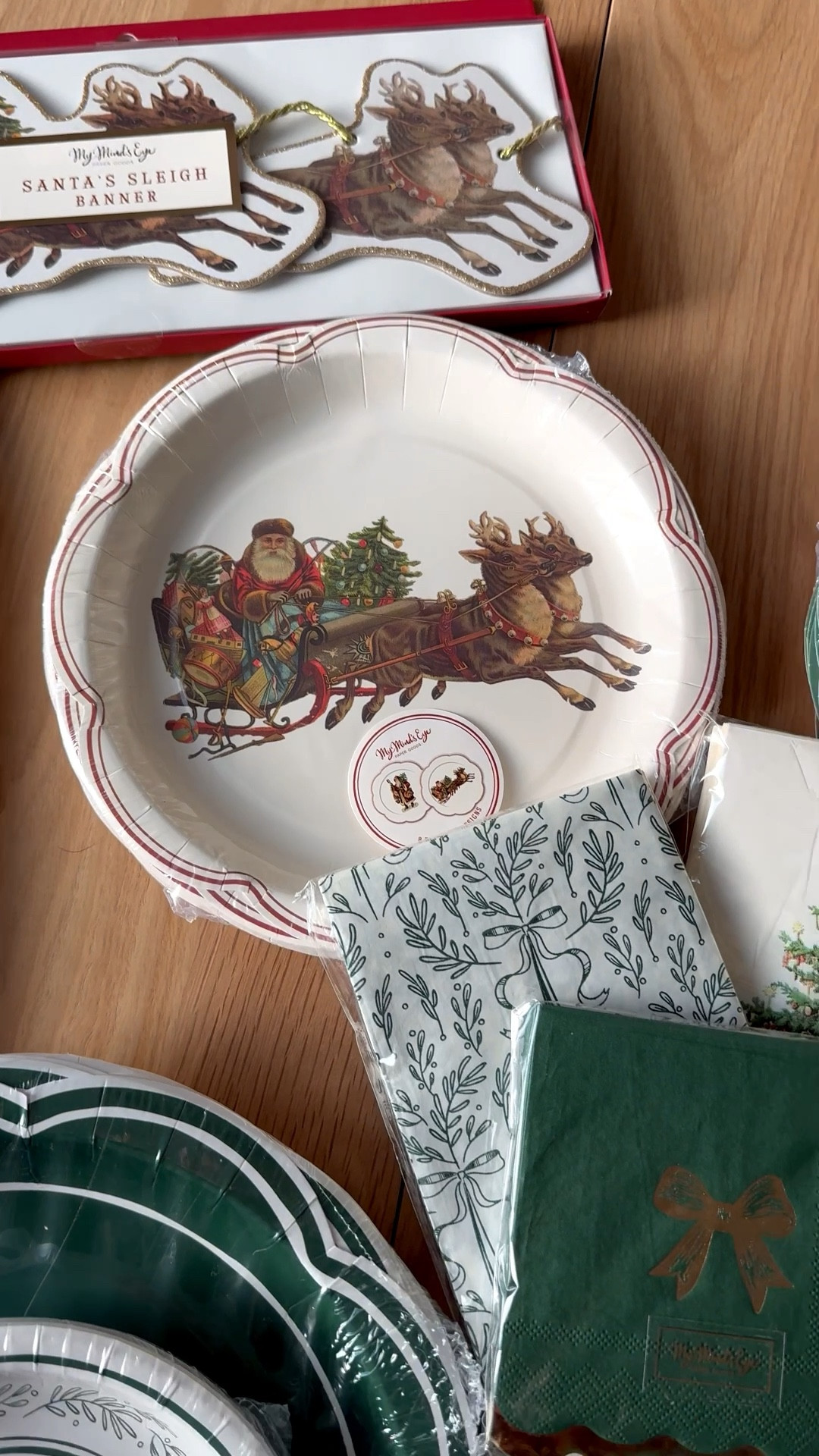 The cutest holiday hosting things!! 

#LTKSeasonal #LTKHome #LTKHoliday