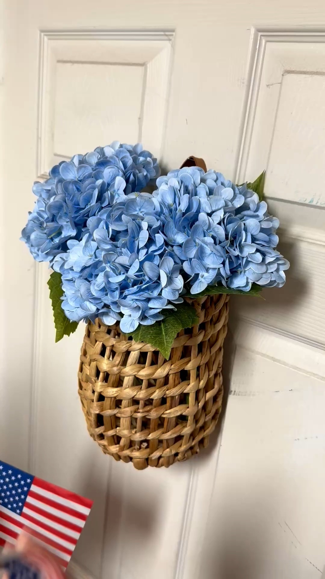 Let’s get this 4th of July weekend started🩵🇺🇸🧺🌼


Fourth of July weekend / Fourth of July sales / holiday weekend / holiday sales / holiday shopping / patriotic home / Fourth of July home decor / hydrangeas / amazon faux flowers / boho home decor / american flags

#LTKdayinmylife #LTKSeasonal #LTKHome