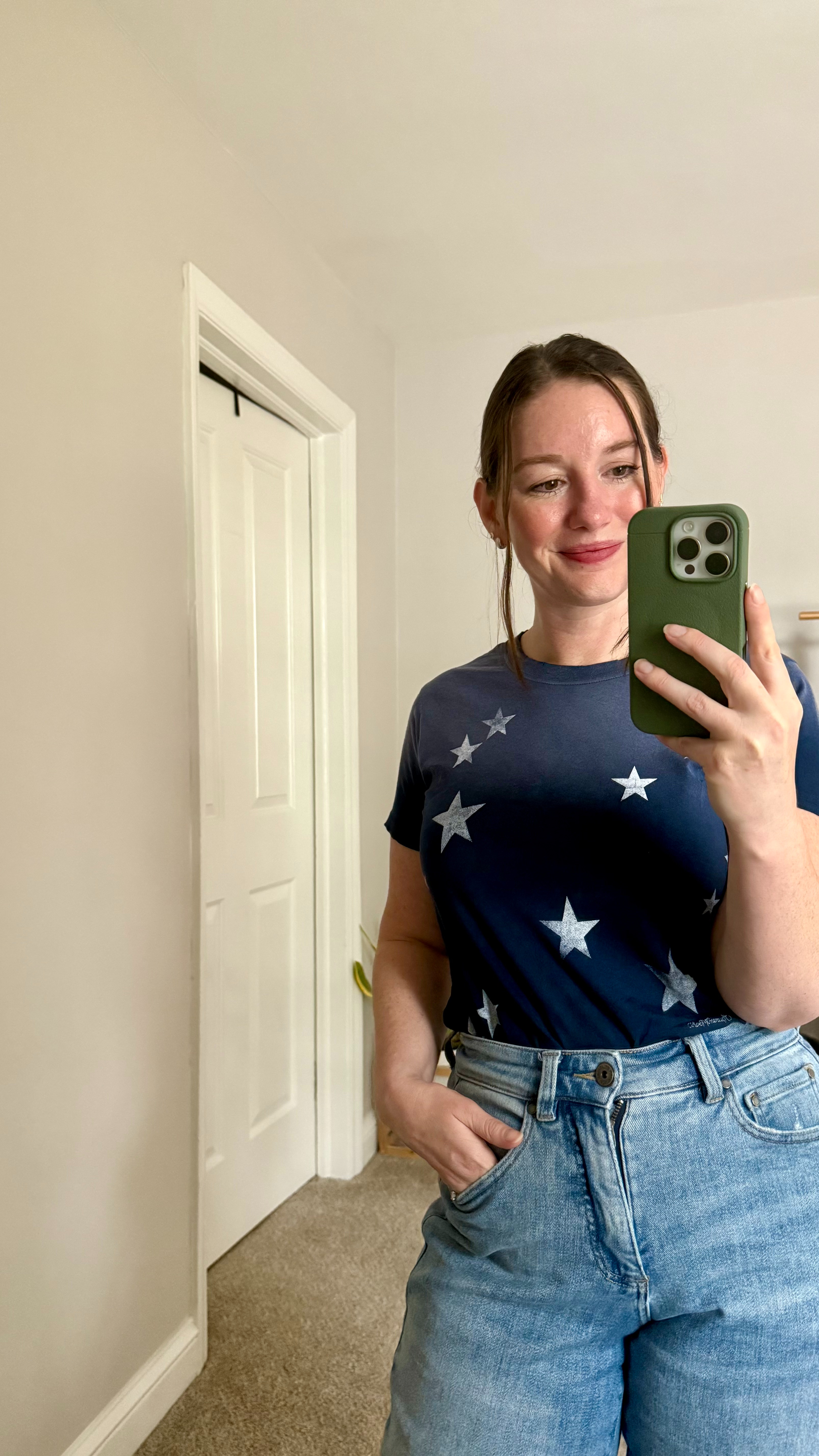 Stargazing 💫

PR, but linked to similar here, as the OG is not on LTK

🏷️ baby tee, star tee, Americana 

 #LTKSeasonal #LTKPetite