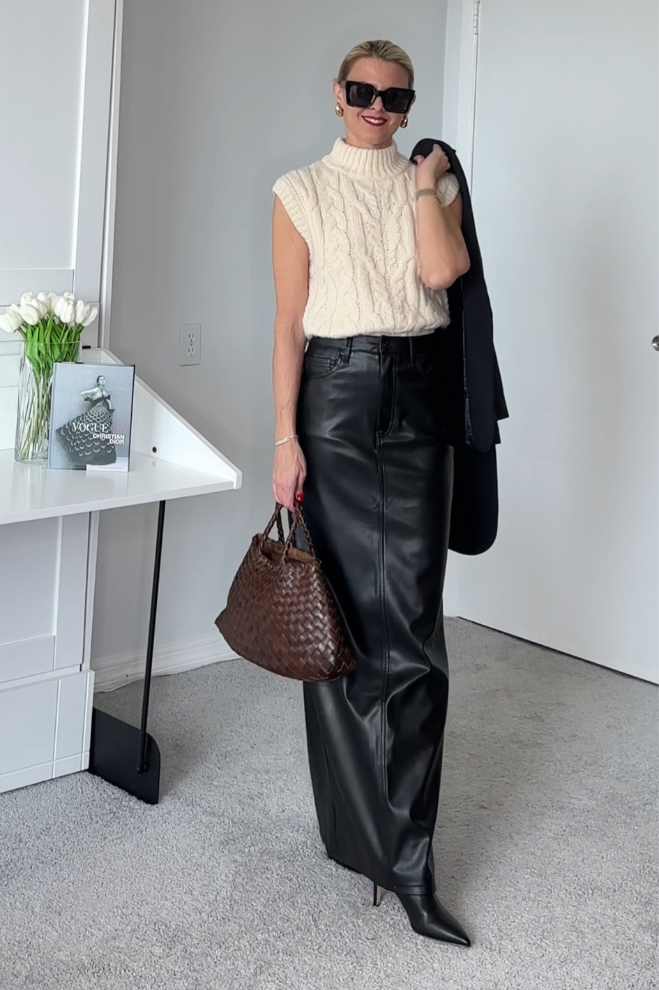 The boots run large.   I'm typically a 7-7.5,  in this pair of boots the 7 is the correct size.      They come in both narrow and regular calve sizes.  Im wearing the narrow.   


The skirt also runs large.   I recommend sizing down 


Everything else is true to size

#LTKitbag #LTKSeasonal #LTKover40