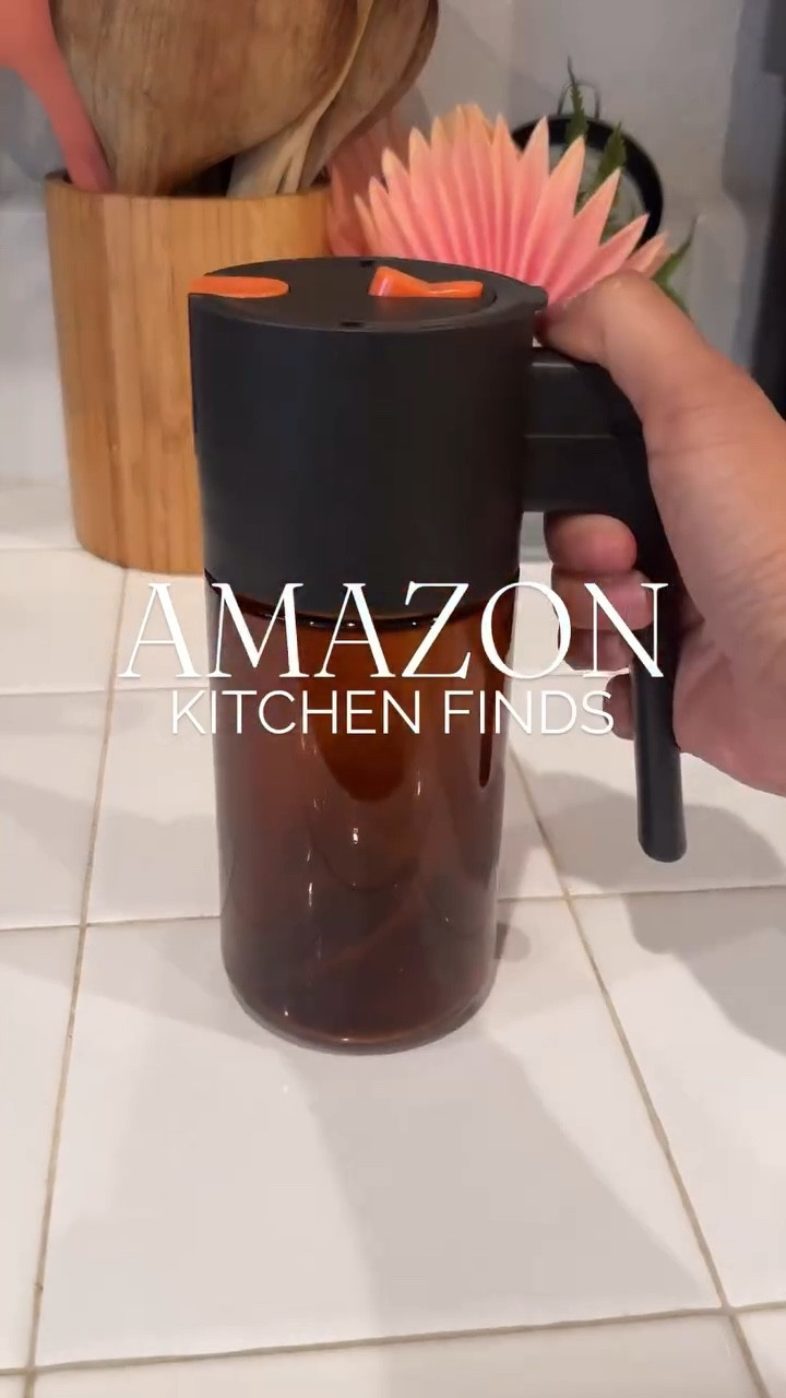 Comment “OIL” below or click my bio link! 💕

I stopped buying aerosol can sprays since I’ve used this! I can pour or spray and I have more control over how much oil I use. And it prevents oil oxidation, keeping your oil fresh, pure, and flavorful longer! Salads, air fryer, or grilling, it’s a simple kitchen upgrade I use daily! 🙌

#amazonfinds
#KitchenHacks
#HealthyCooking

oil sprayer olive oil mister air fryer accessories healthy cooking kitchen gadgets amazon finds meal prep tools low calorie cooking glass oil bottle refillable dispenser cooking hacks home chef essentials