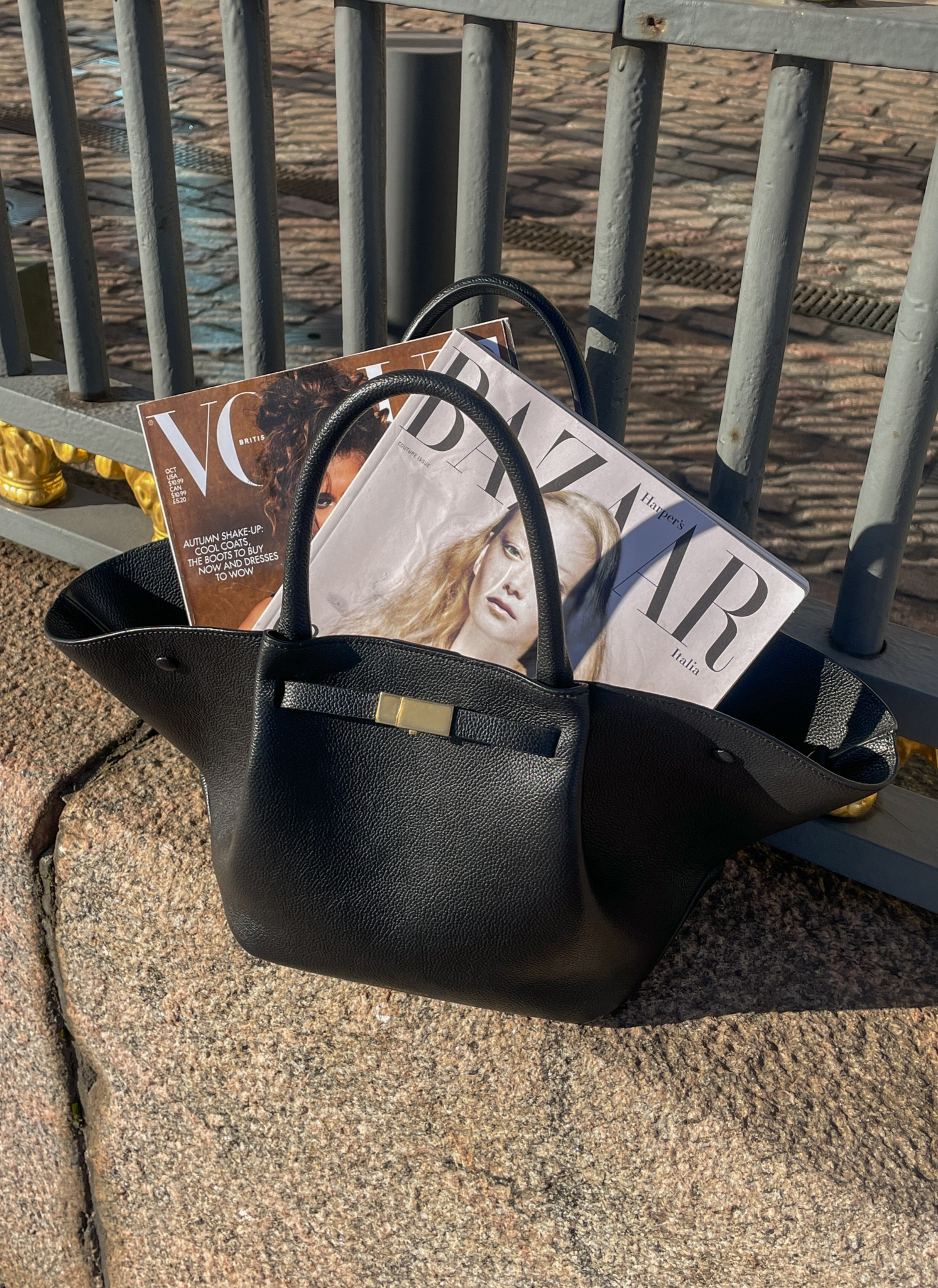 The perfect bag for fall

#LTKSeasonal #LTKWorkwear