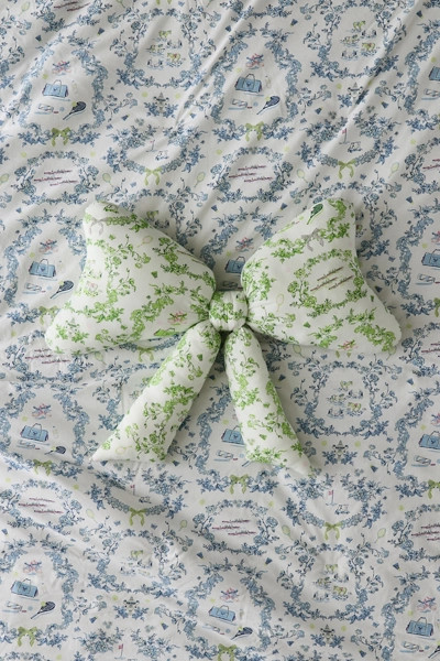 Big Bow Printed Throw Pillow | Urban Outfitters (US and RoW)
