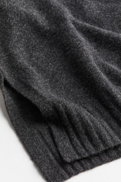 Turtle-neck jumper | H&M (UK, MY, IN, SG, PH, TW, HK)
