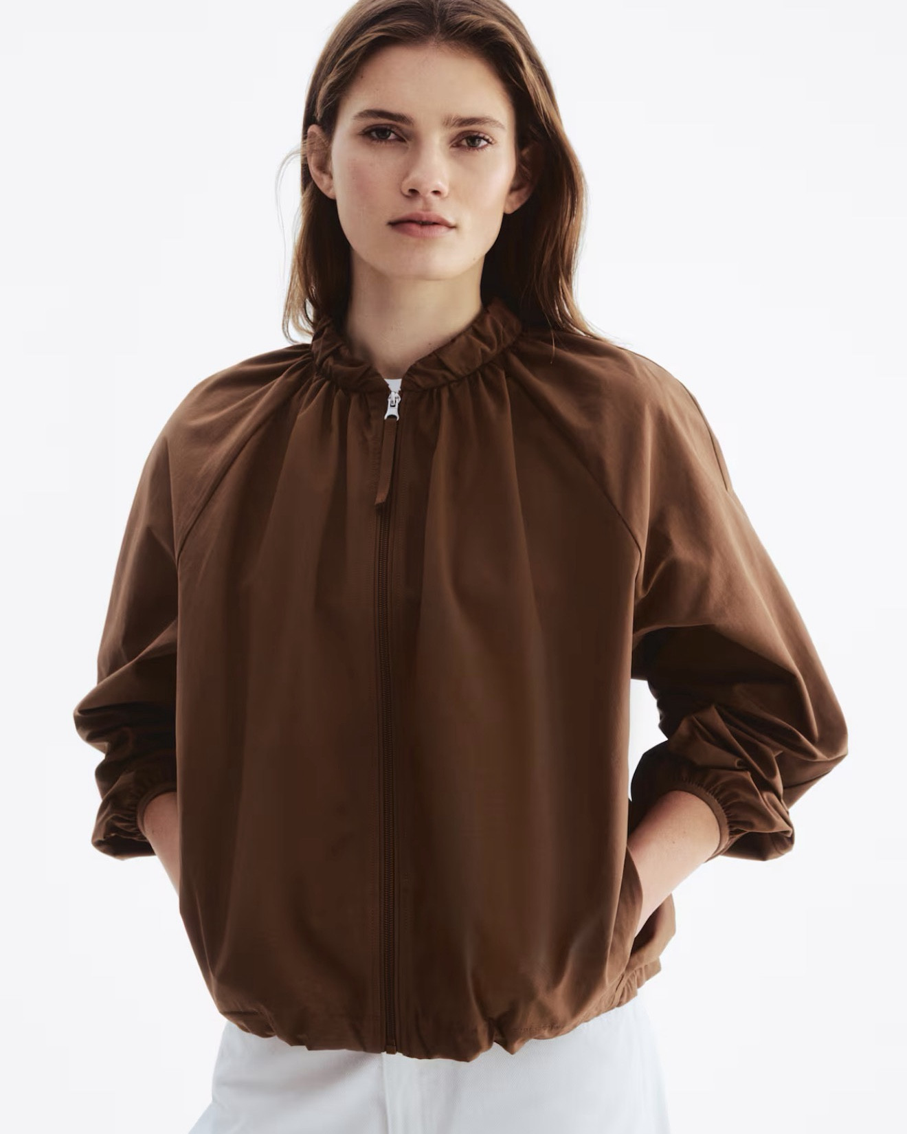 Chocolate tones done right.
The easiest bomber + tailored shorts combo for now and later.

#LTKuk #LTKeurope #LTKpartywear