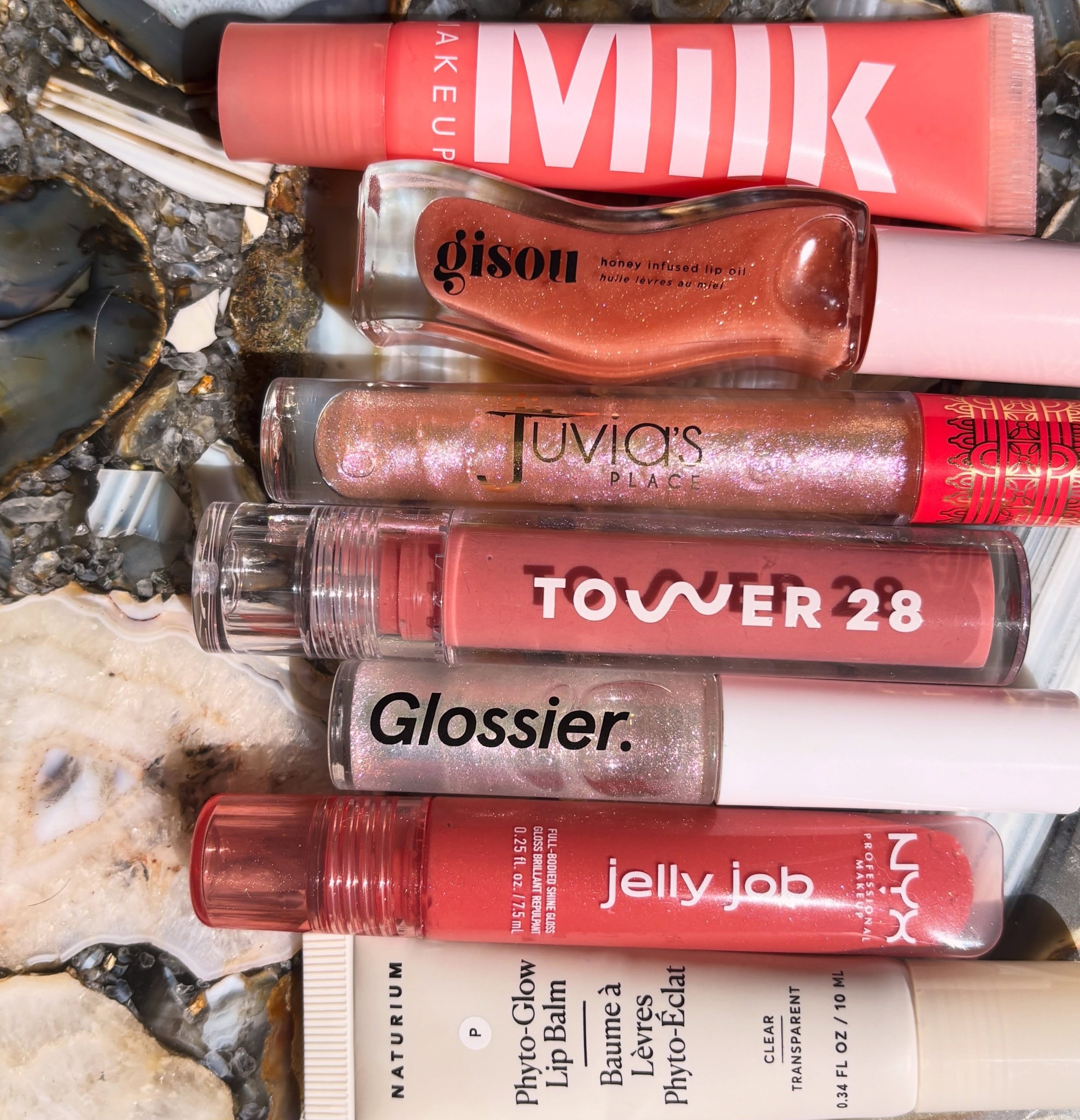 me and my 7 emotional support lippies 💄✨ looks like it’s gonna be pink and glowy 👄 

my favorites from:
@milkmakeup 
@gisou 
@juviasplace 
@tower28beauty 
@glossier 
@nyxcosmetics 
@naturium 

💞 #lipgloss #pinkmakeup #lipbalm #beauty #glowymakeup

#LTKselfcare #LTKBeauty #LTKvlog