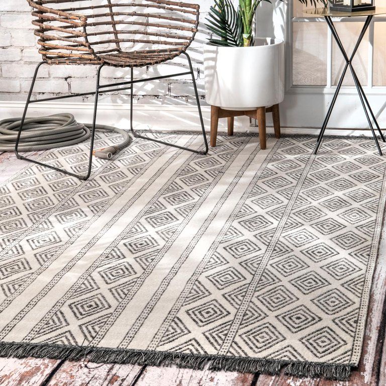 nuLOOM Outdoor Striped Miriam Area Rug - Walmart.com | Walmart (US)