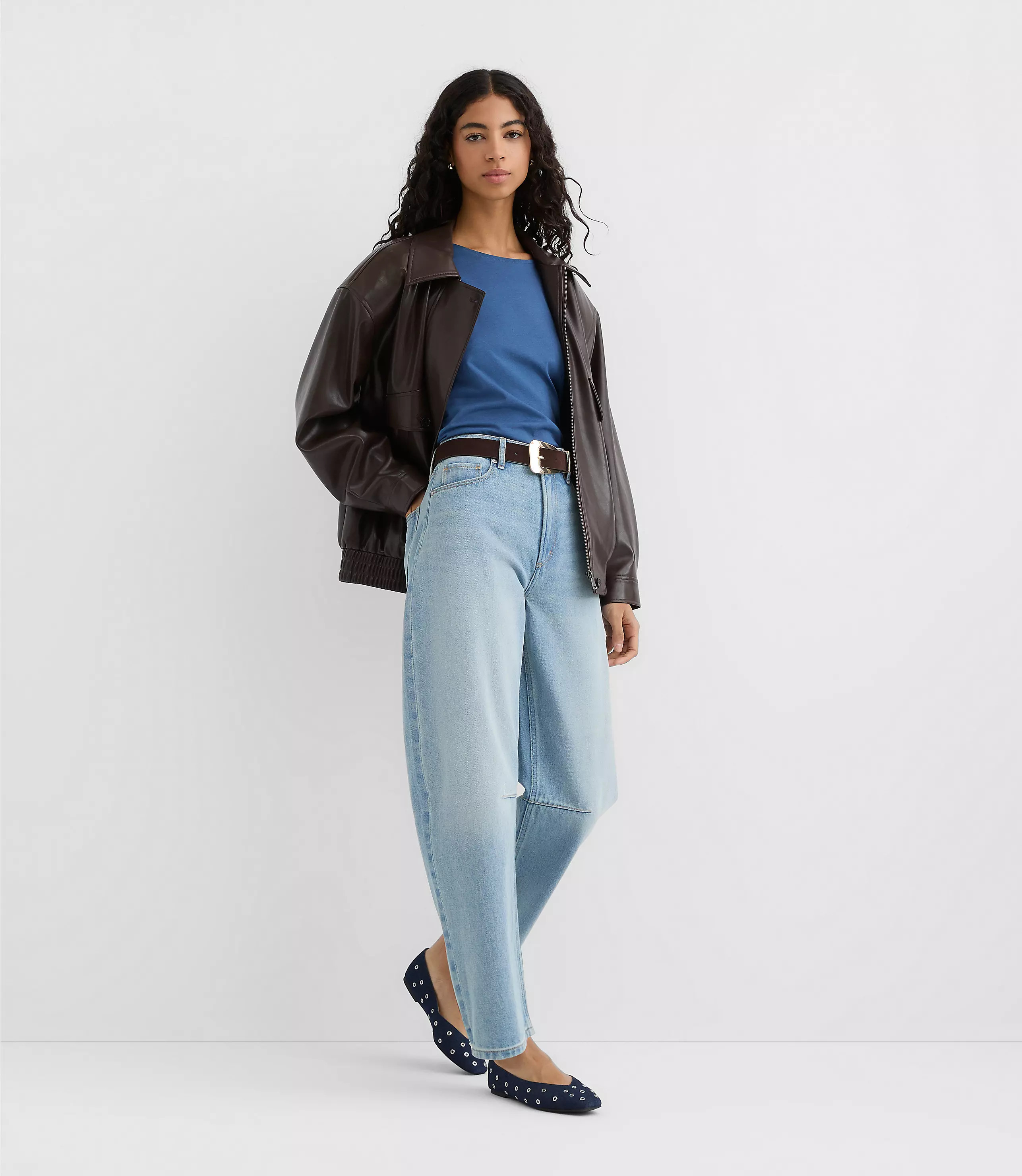 Rivete Short High Rise Barrel Jeans in Light Wash | LOFT