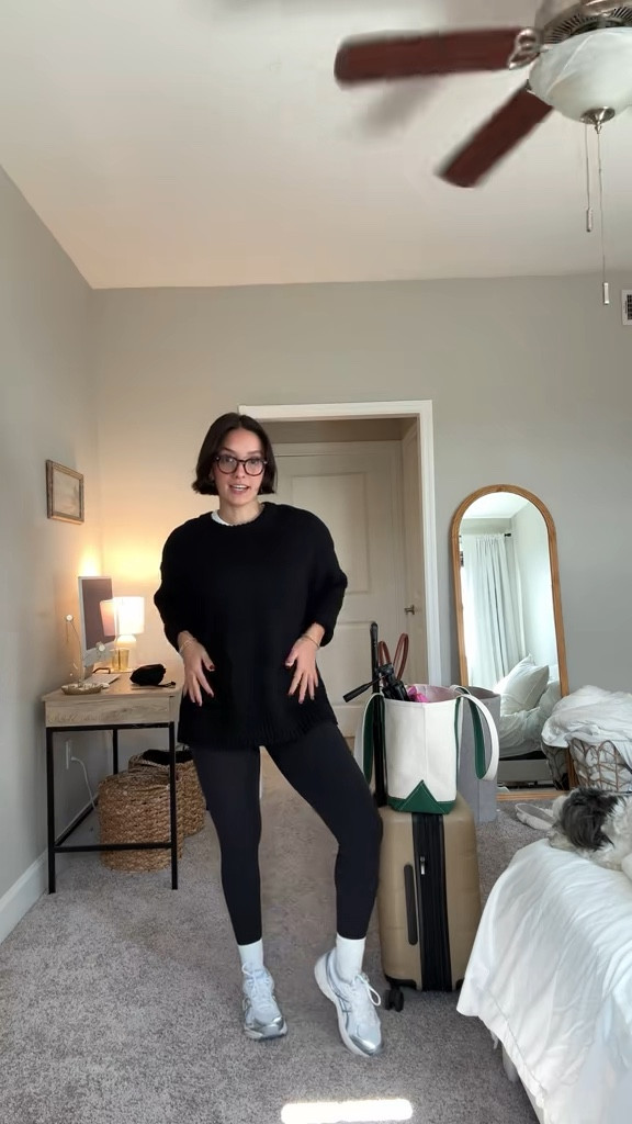 Sweater in L 

#LTKHoliday #LTKgrwm #LTKootd