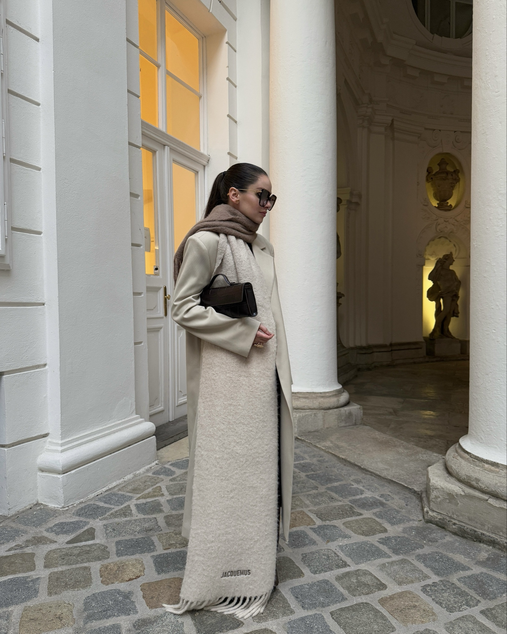 🤎☁️

winter, winter look, coat, maxicoat, wool scarf, scarf, Jacquemus, bag, handbag, ugg

#LTKstyletip #LTKwinter #LTKeurope