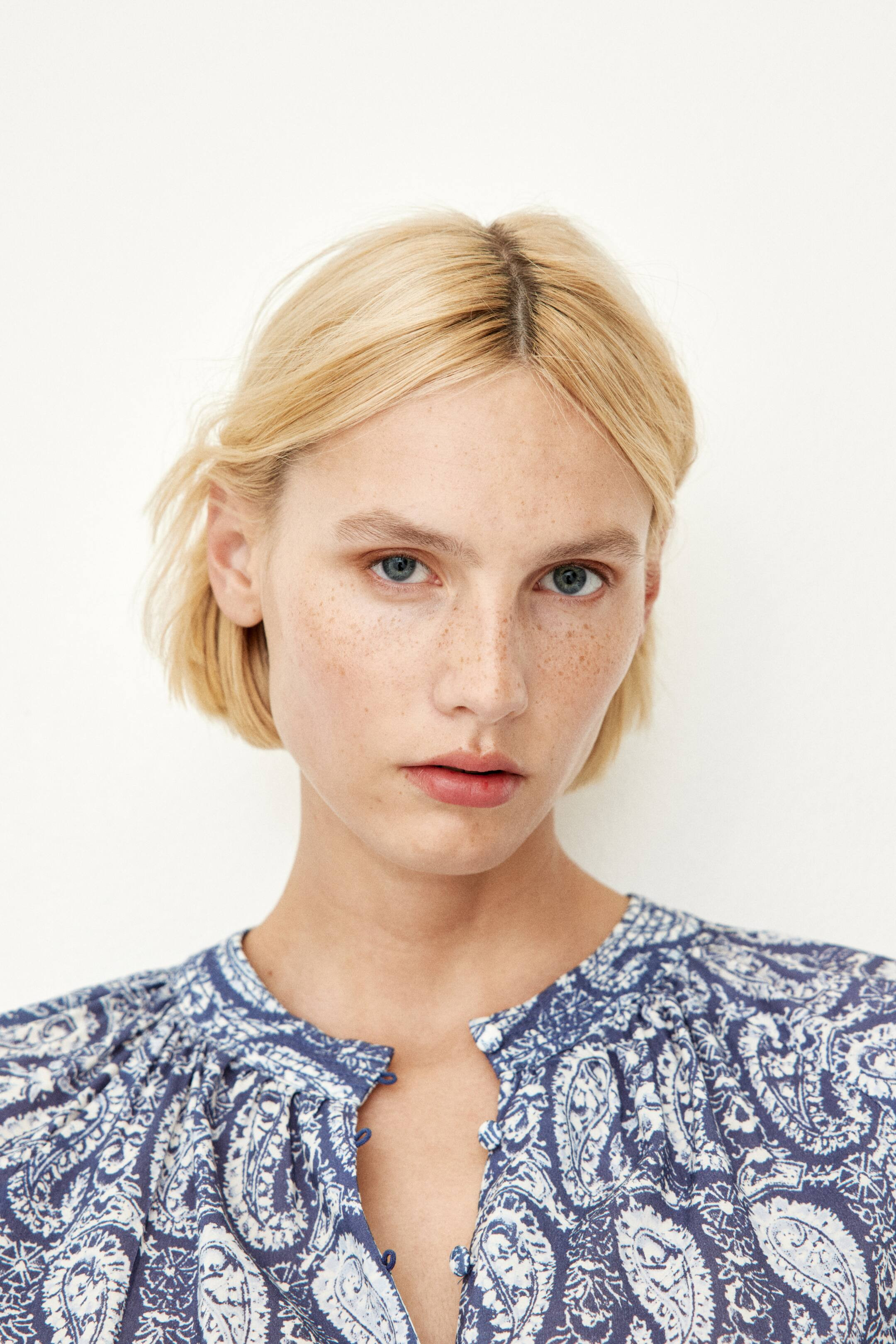 Band-Collar Blouse - White/red patterned - Ladies | H&M US | H&M (US + CA)